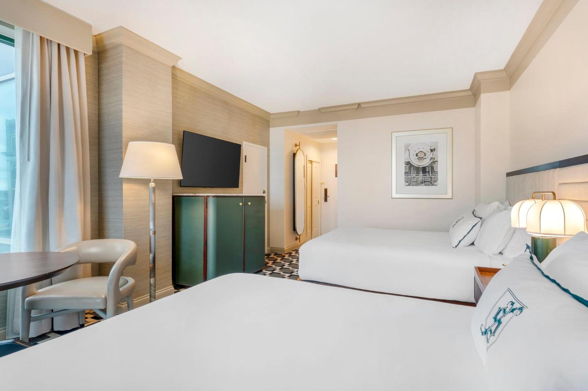 Classic Deluxe Room 2 Queen Beds