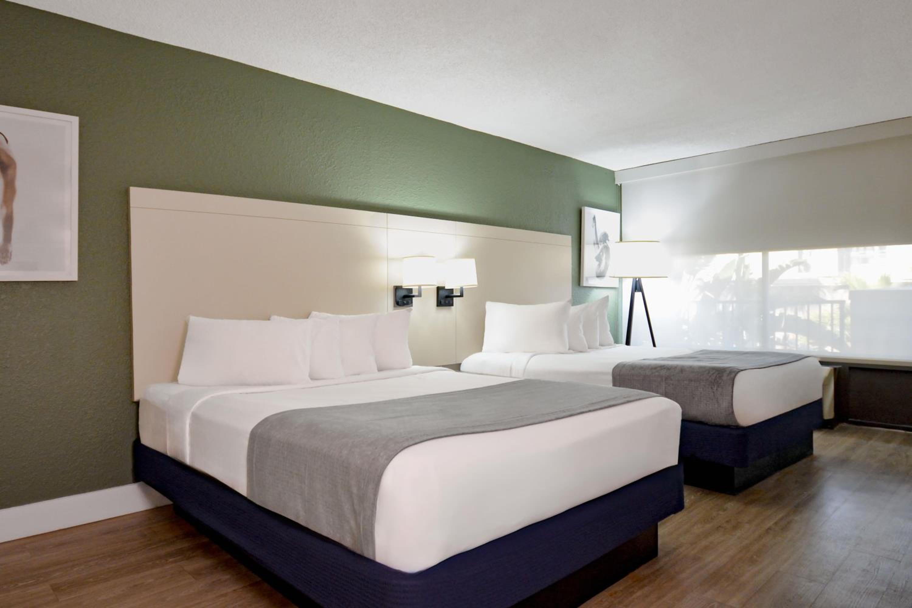 Garden Queen Room with Two Queen Beds - Non-Smoking