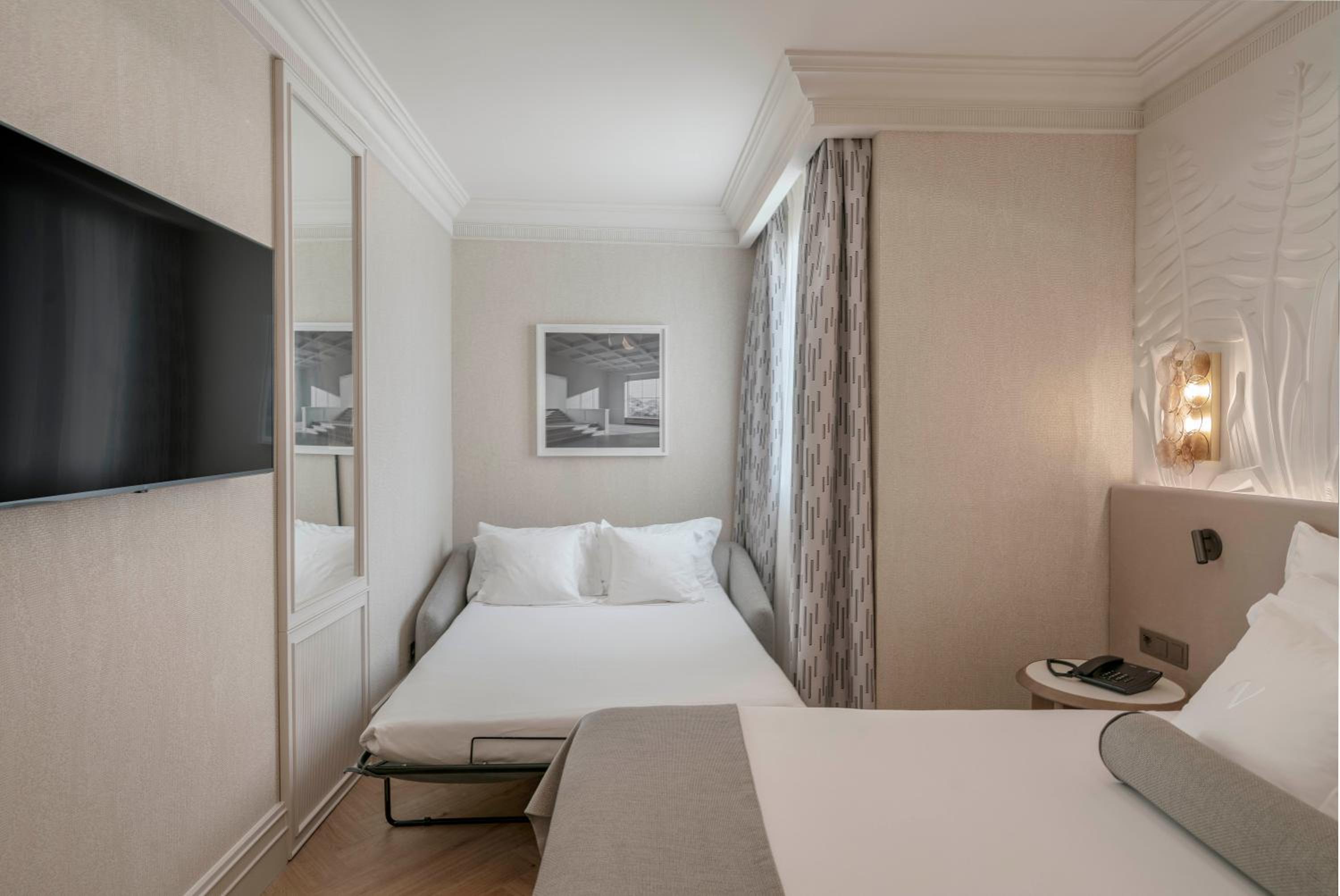 Vincci Room with sofa