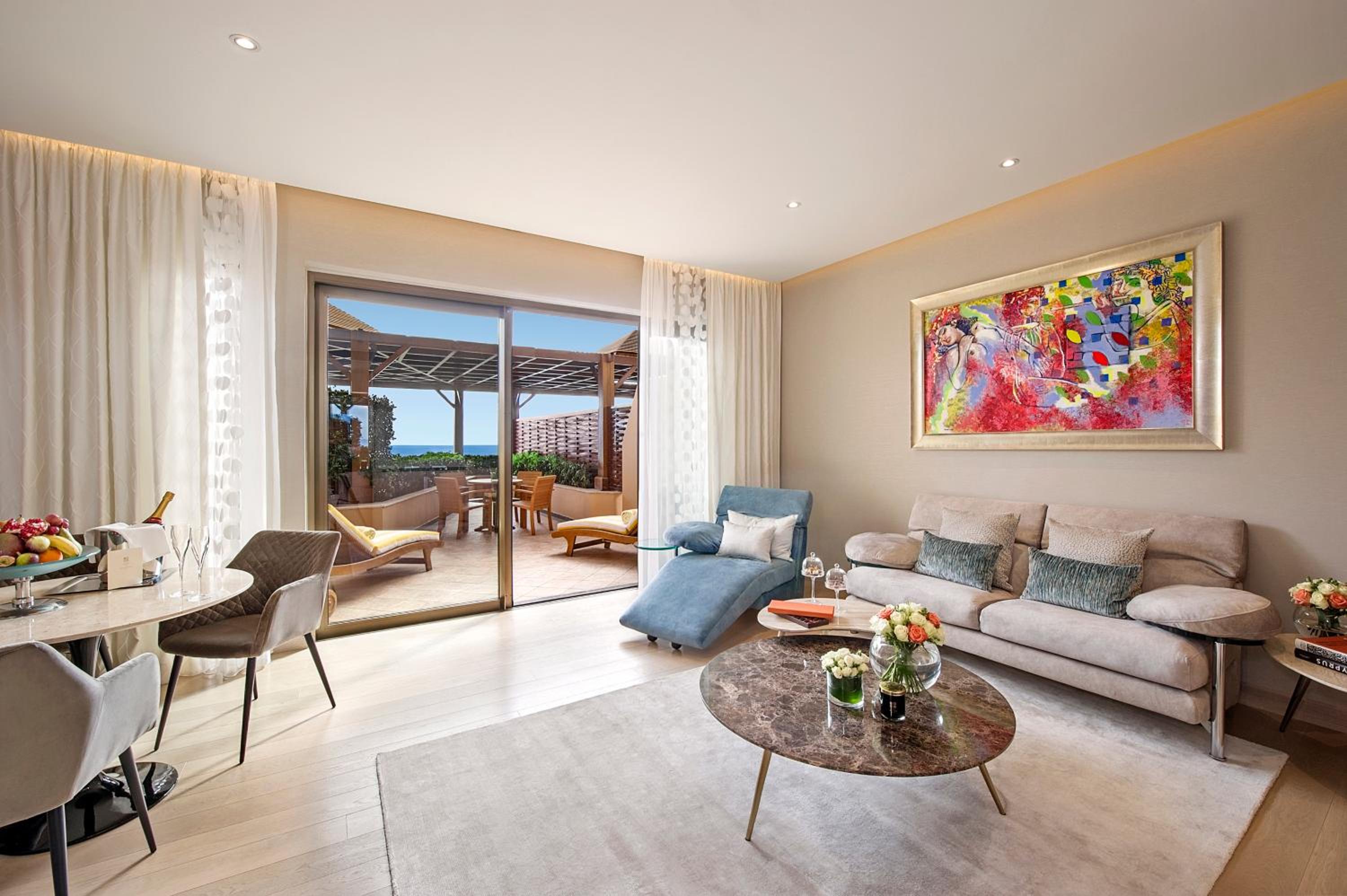 One bedroom luxury suite sea view