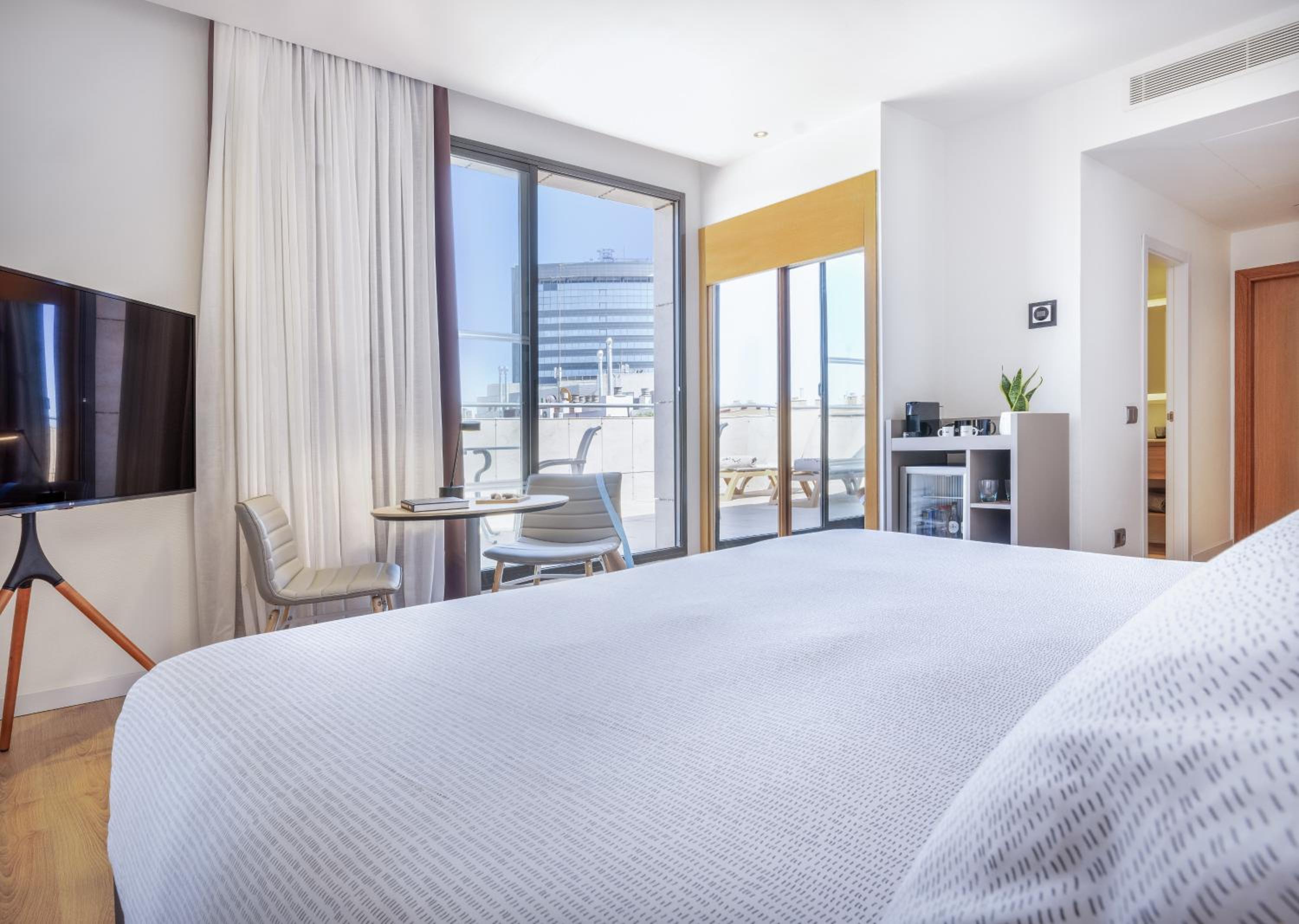 The Studio with Terrace