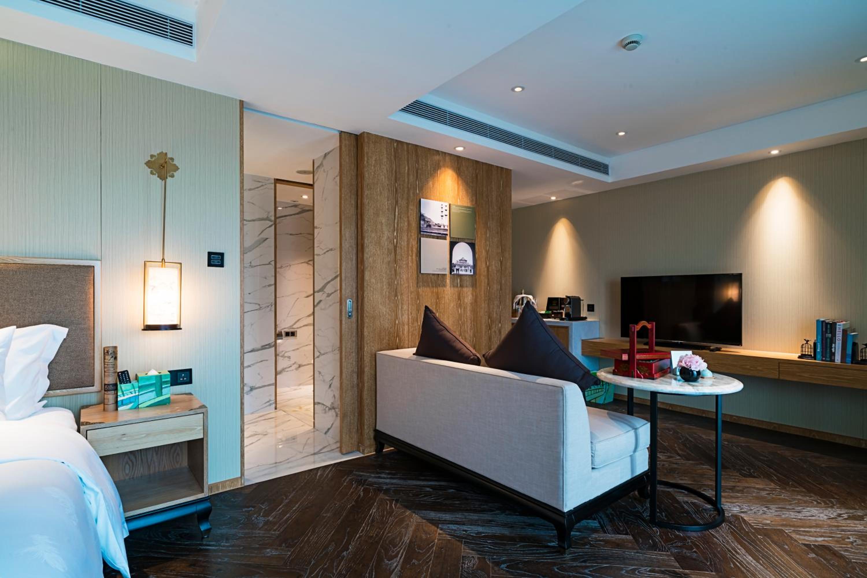 King Room with Balcony