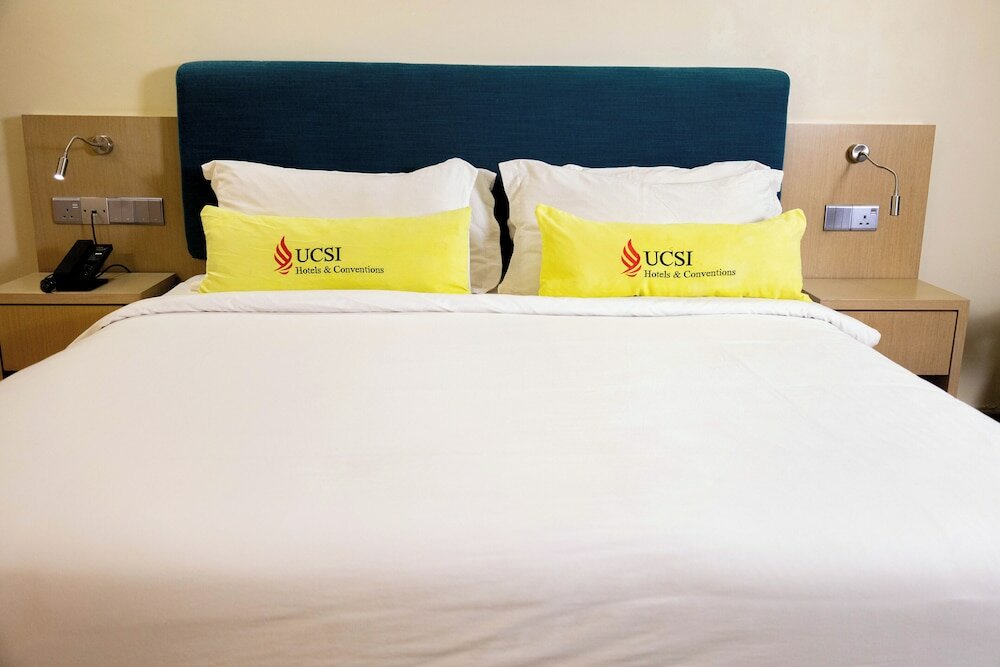 Superior Room, 1 King Bed