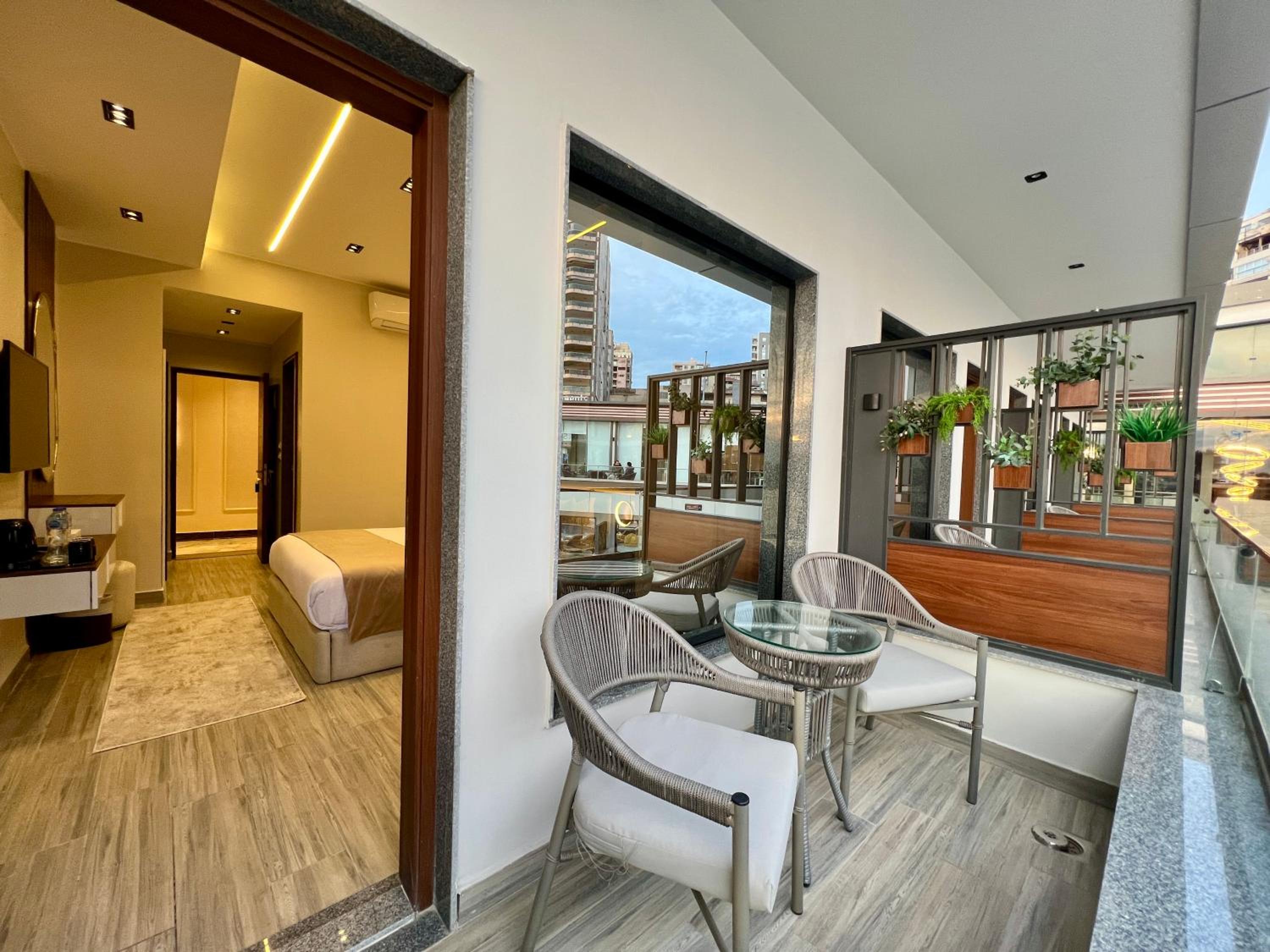 Deluxe Double or Twin Room with Sea View