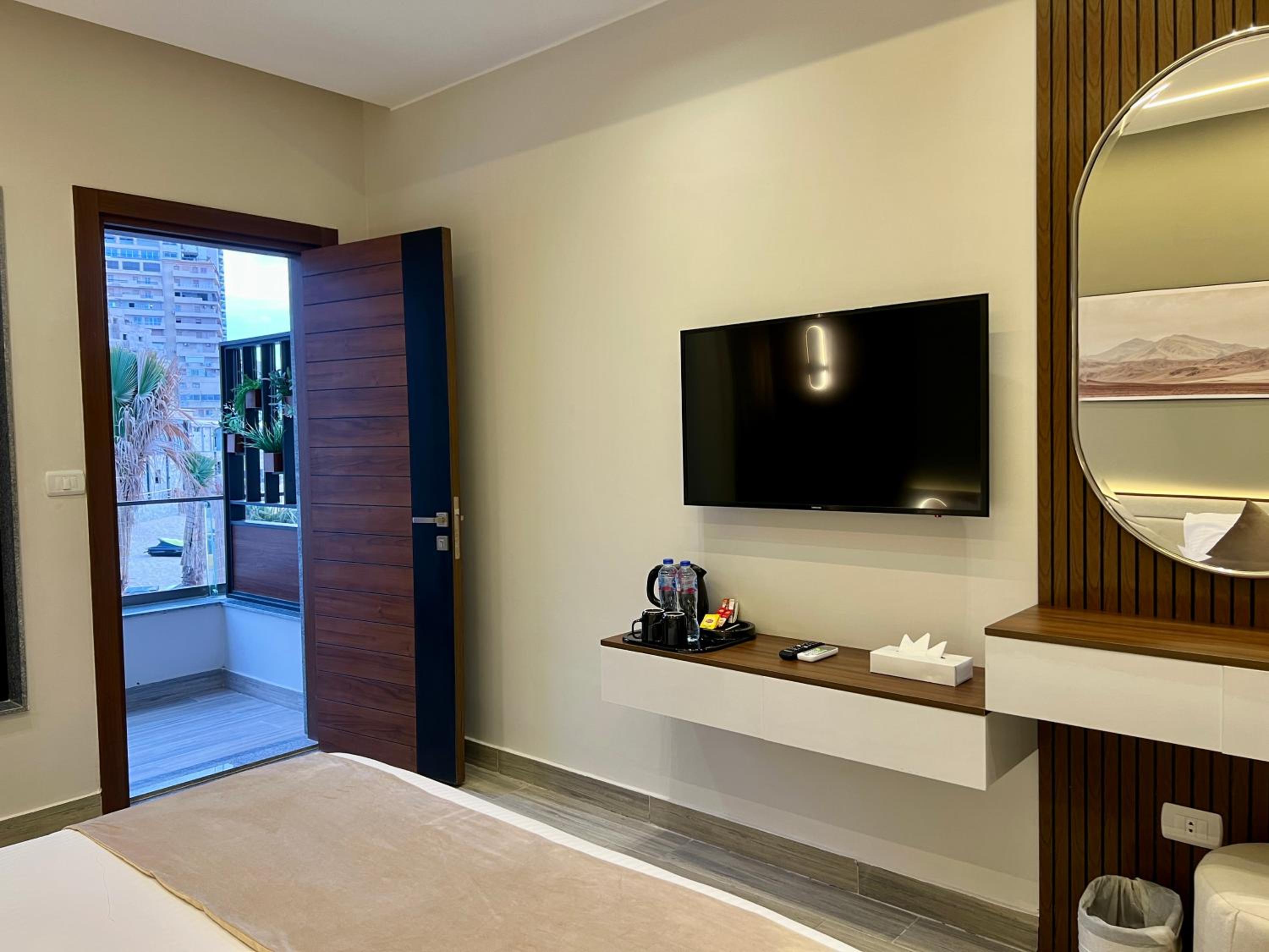 Deluxe Double or Twin Room with Sea View