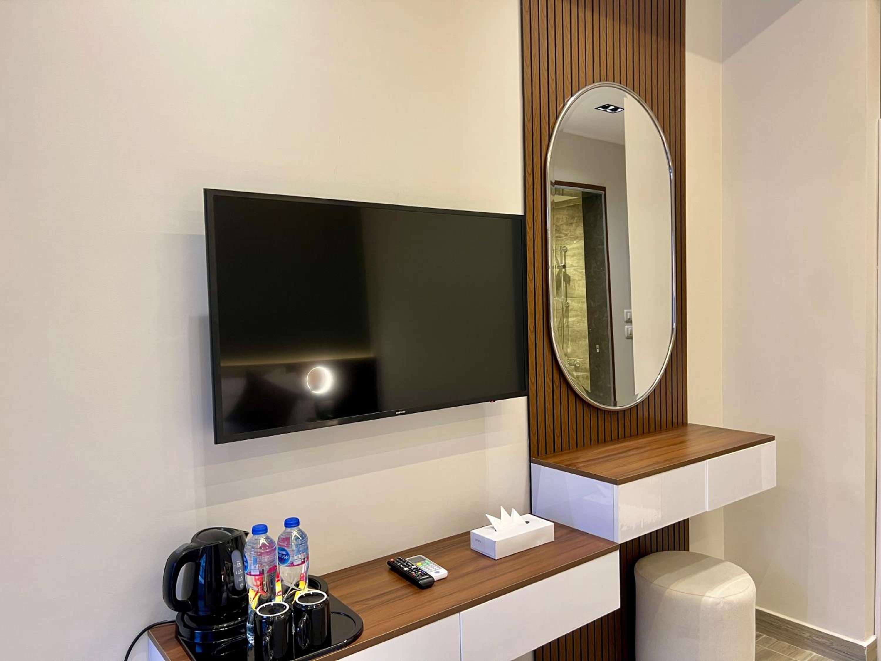 Deluxe Double or Twin Room with Sea View