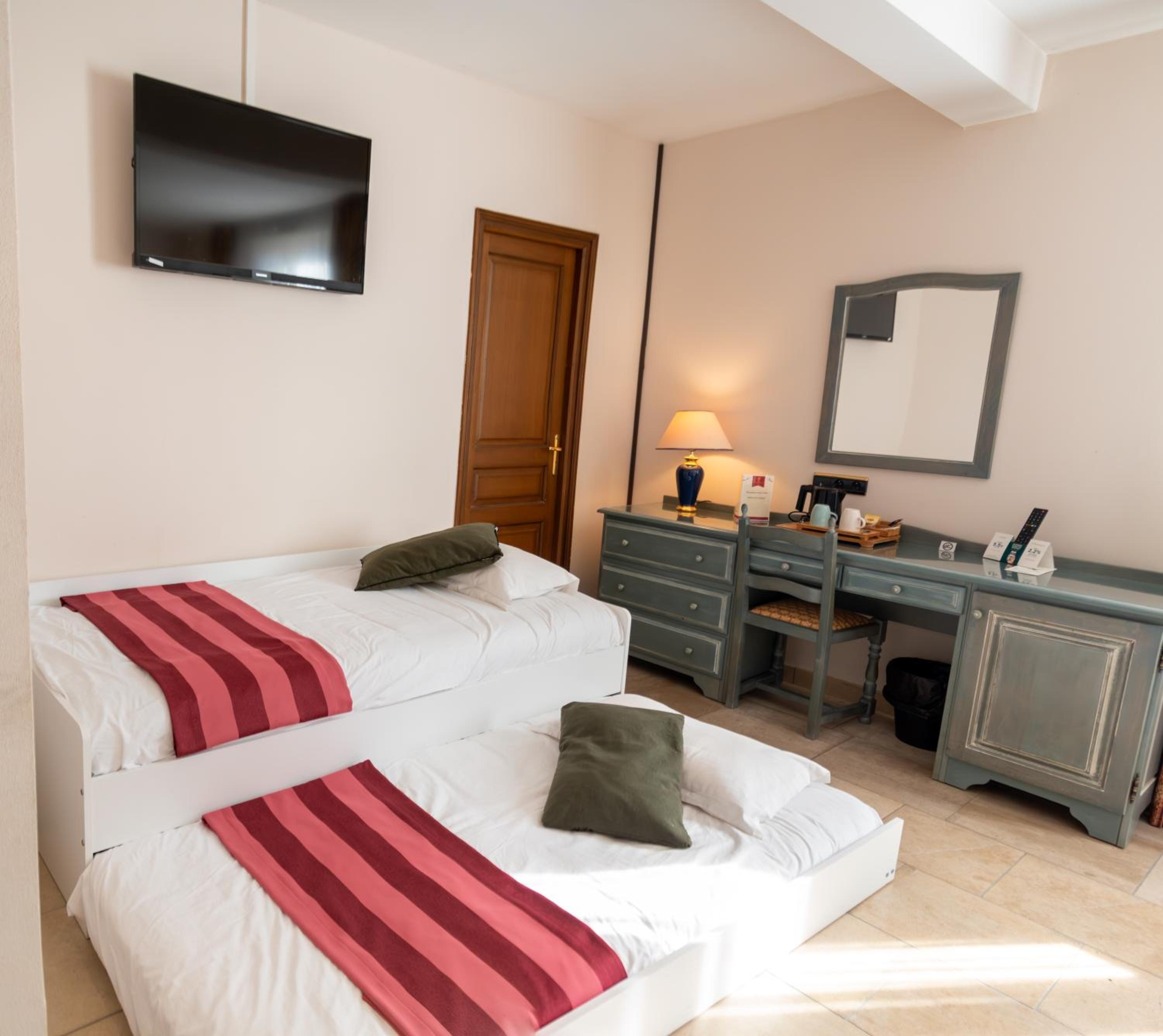 Quadruple Room with Bath