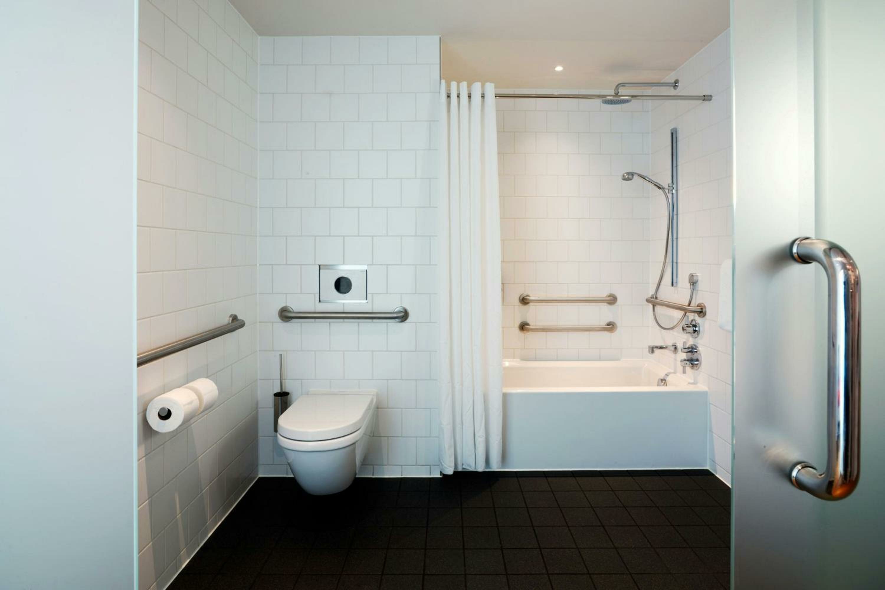 King Room - Accessible