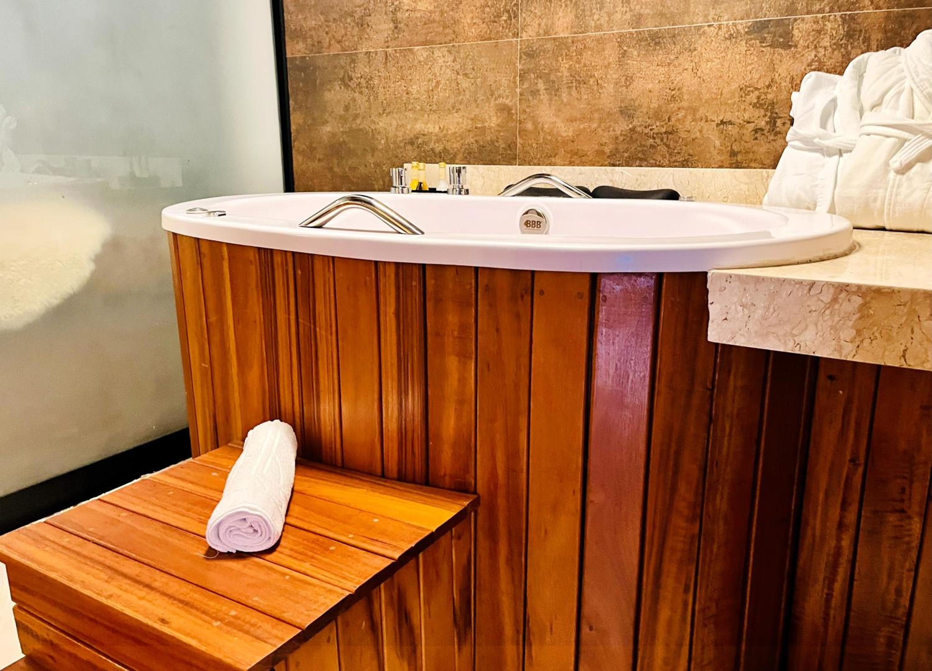 Double Room with Spa Bath