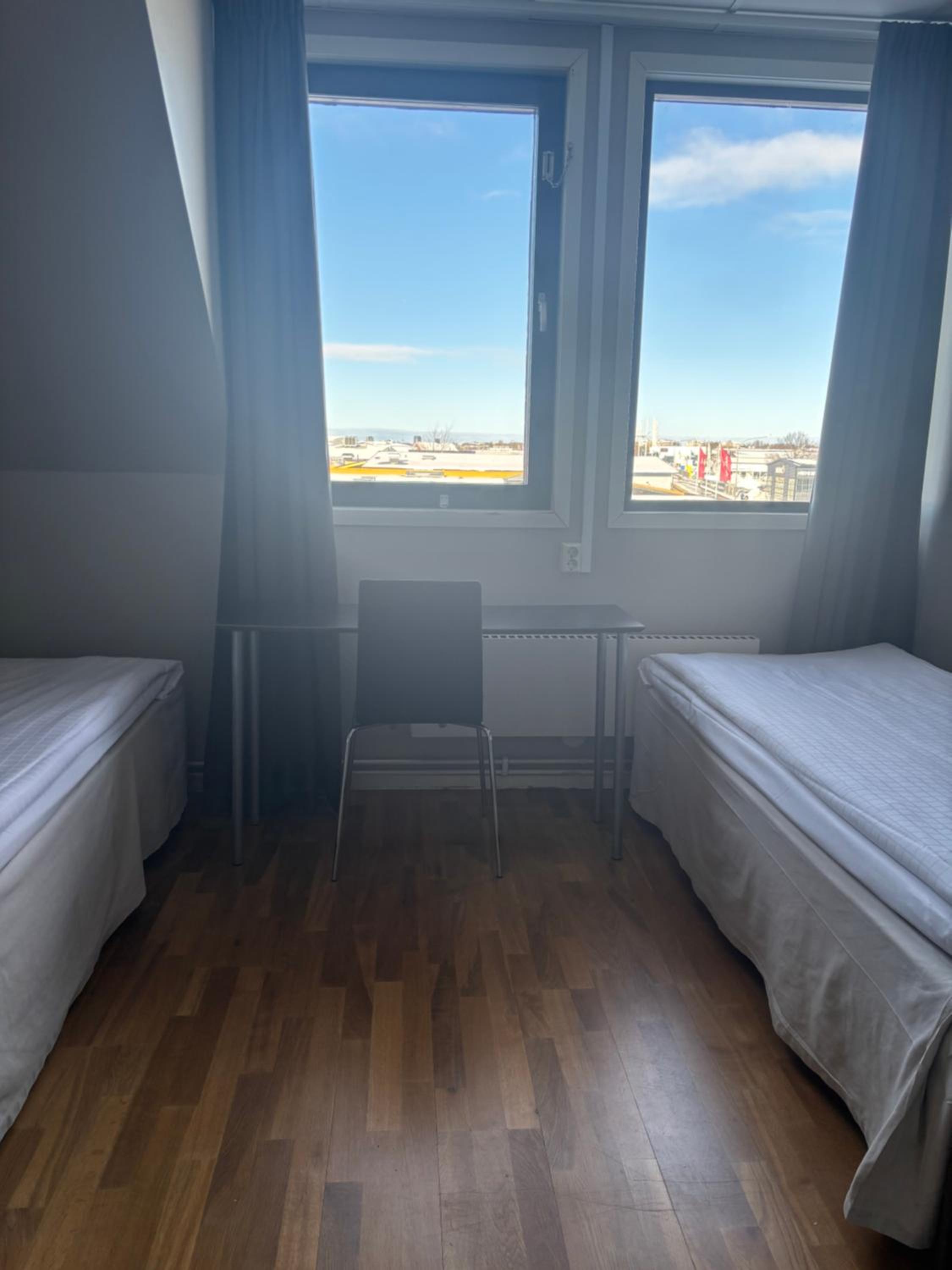 Medium Double Room