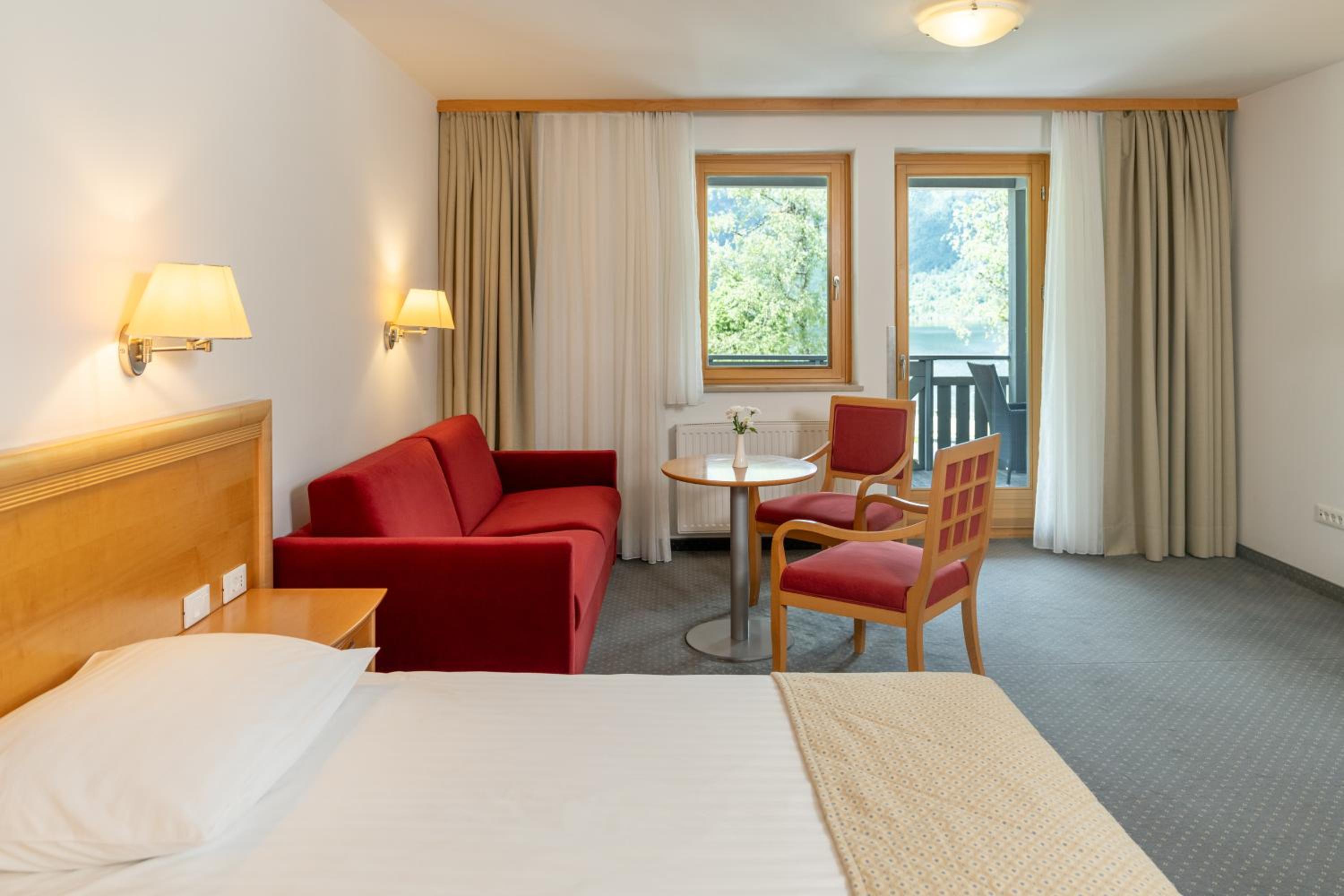 Deluxe Suite with Balcony