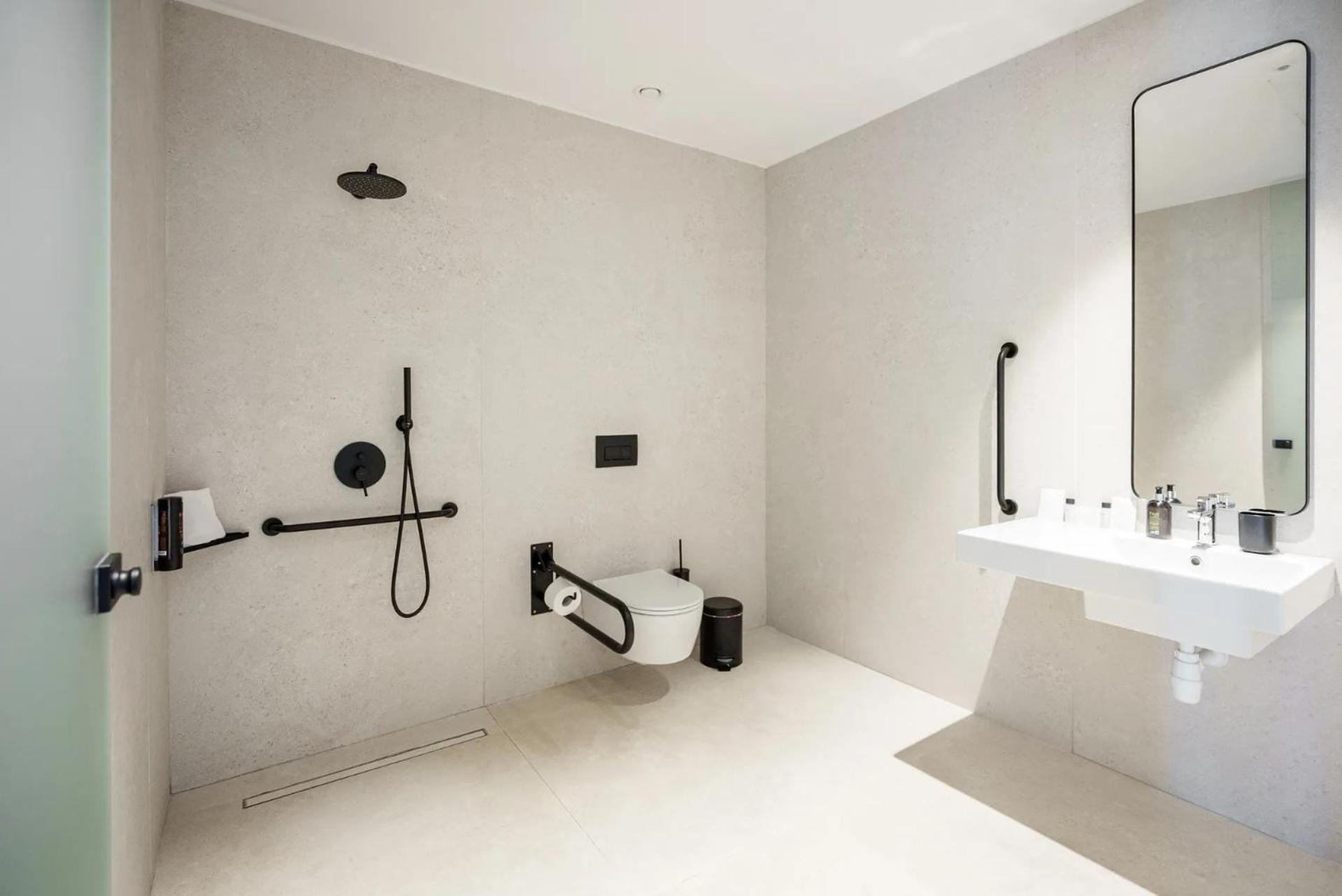 Twin Room - Disability Access