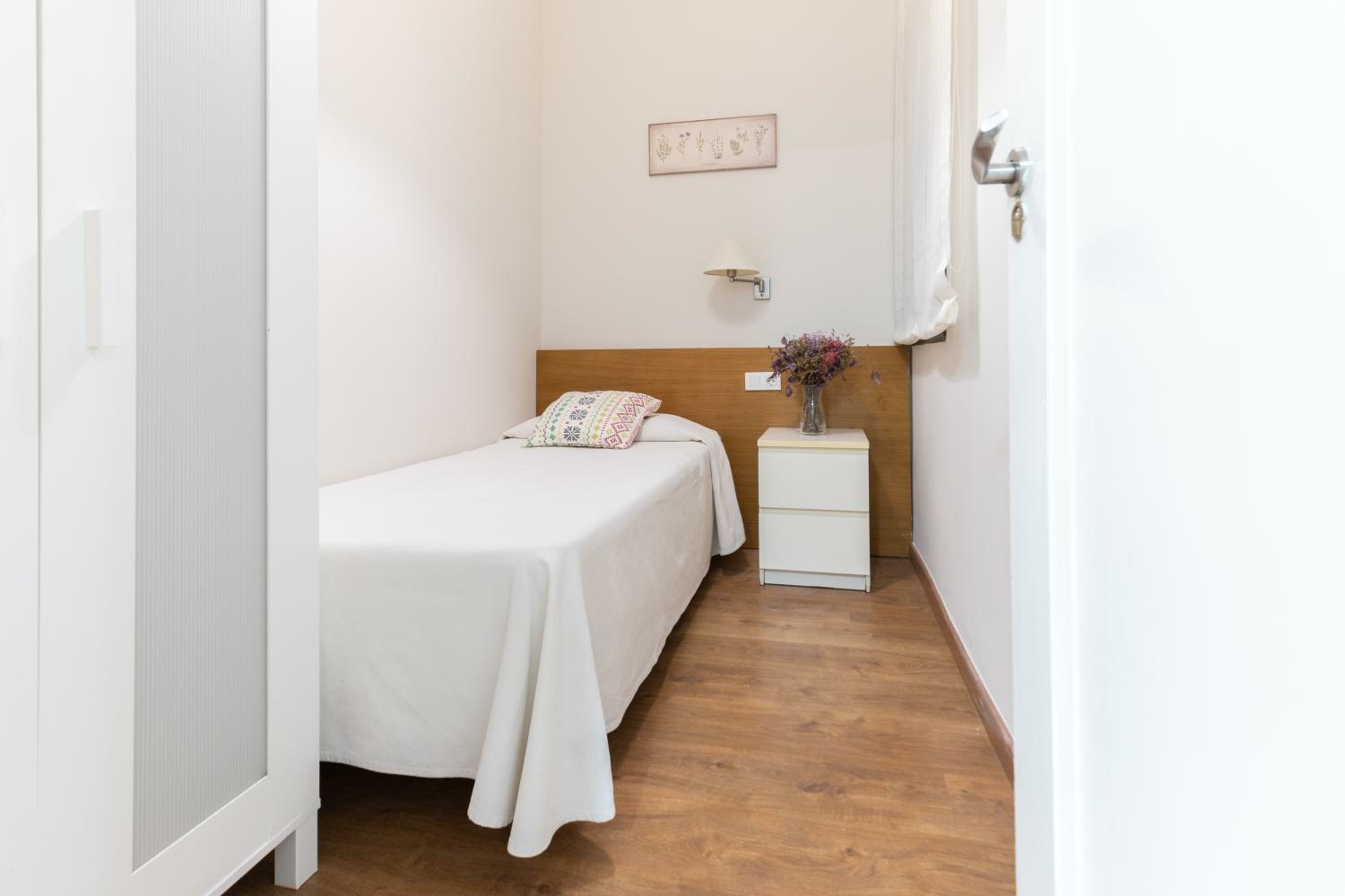 Four-Bedroom Standard Apartment