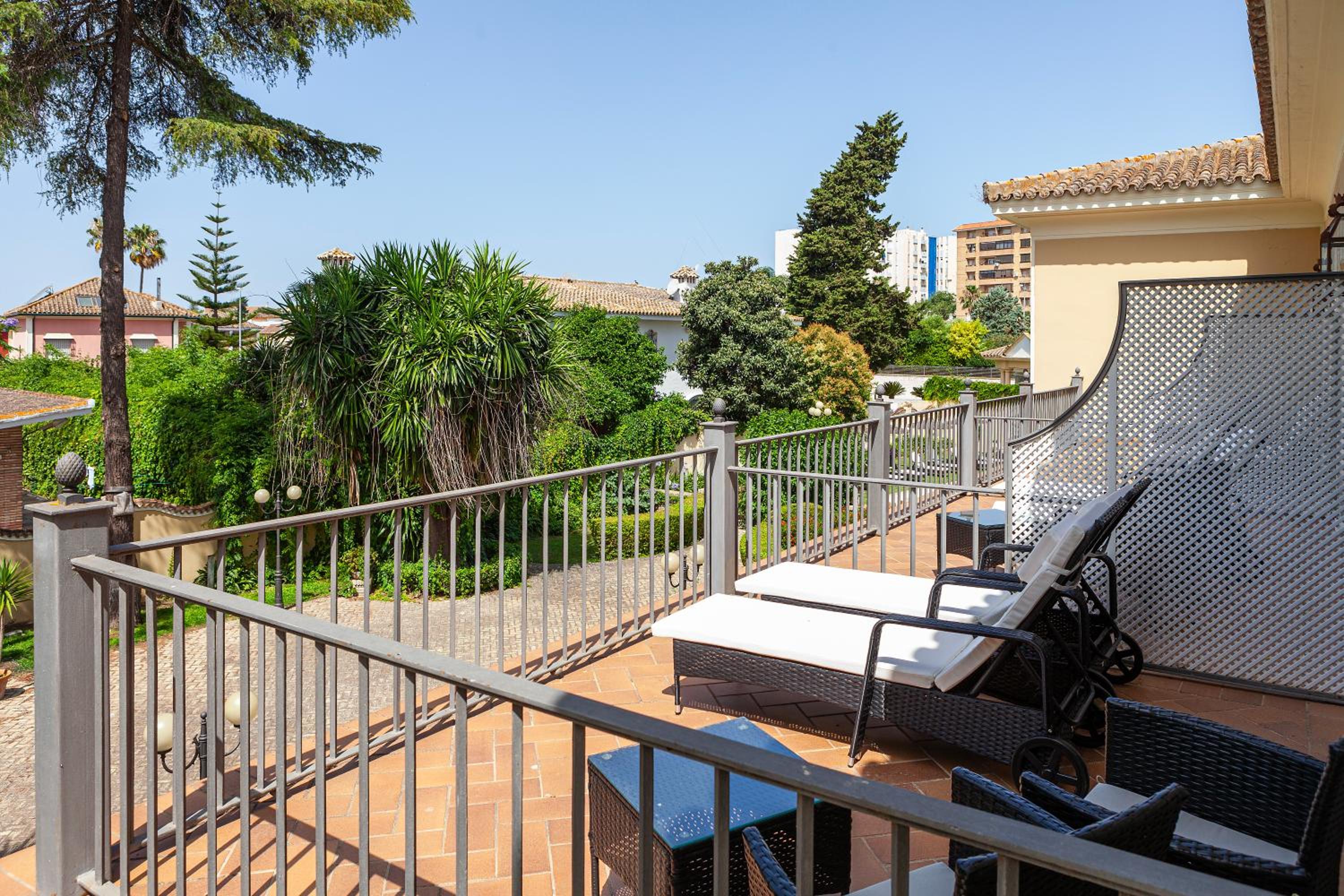 Junior Suite with Garden View