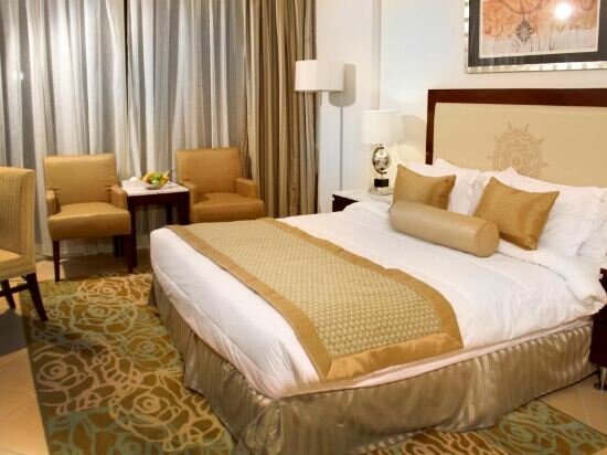 Deluxe Double Or Twin Room With City View