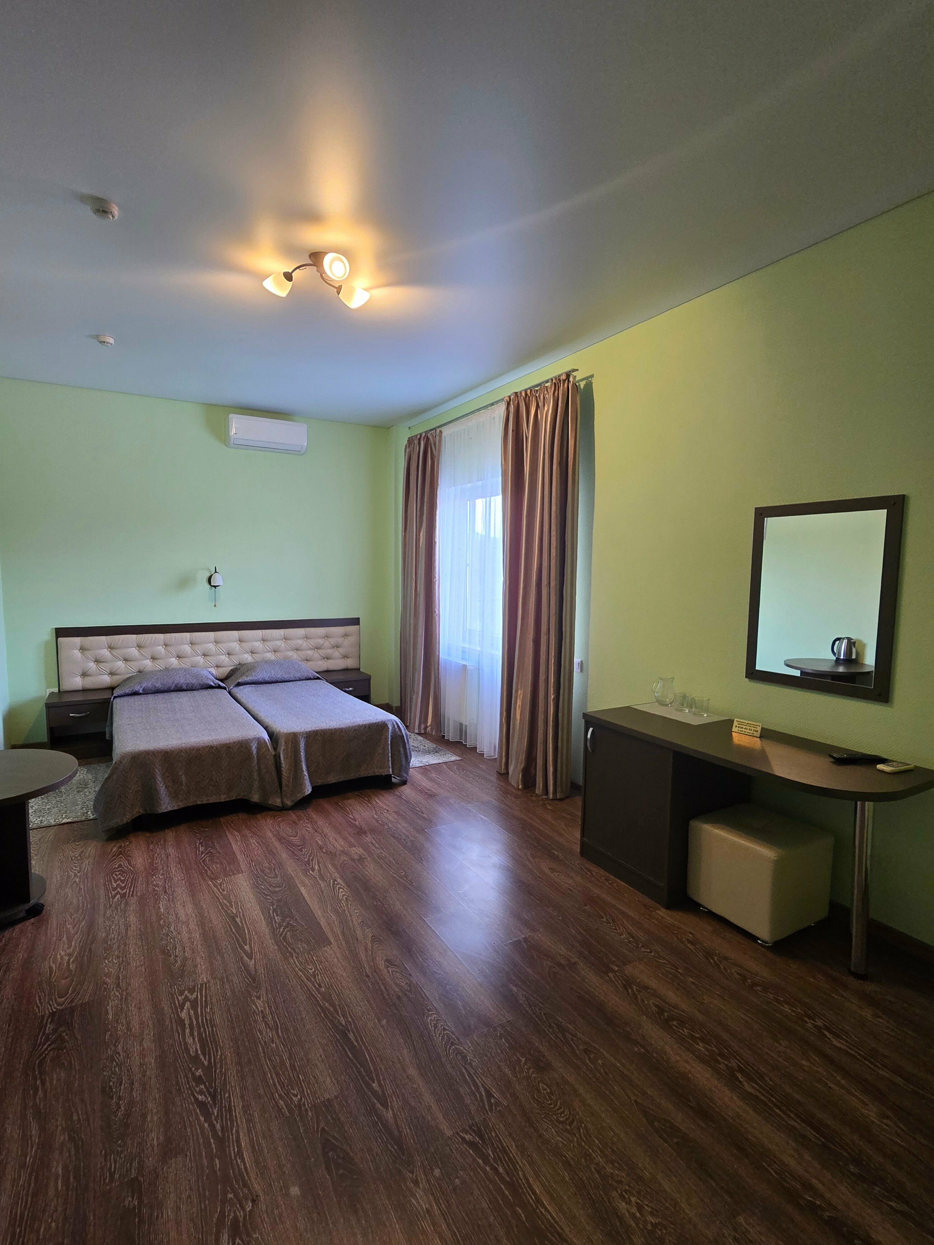 Двухместный номер с 1 кроватью или 2 отдельными кроватями и балконом