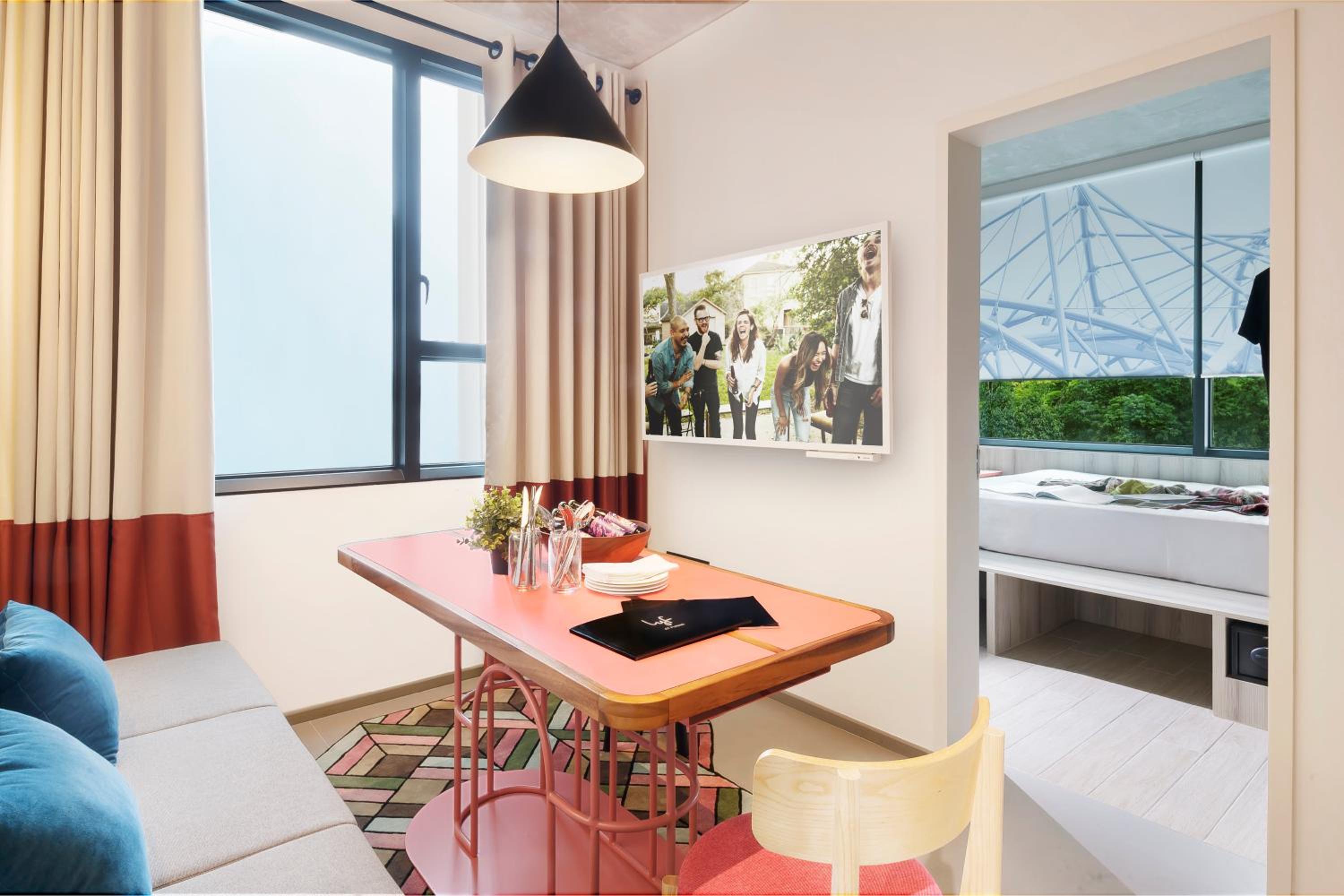 All Together - 4 Bedroom (Family Room)