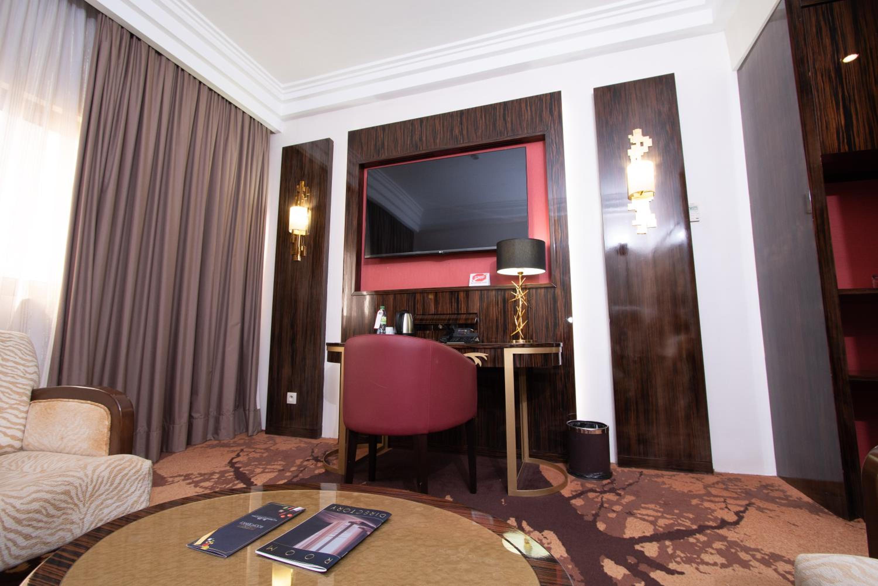 Suite with City View