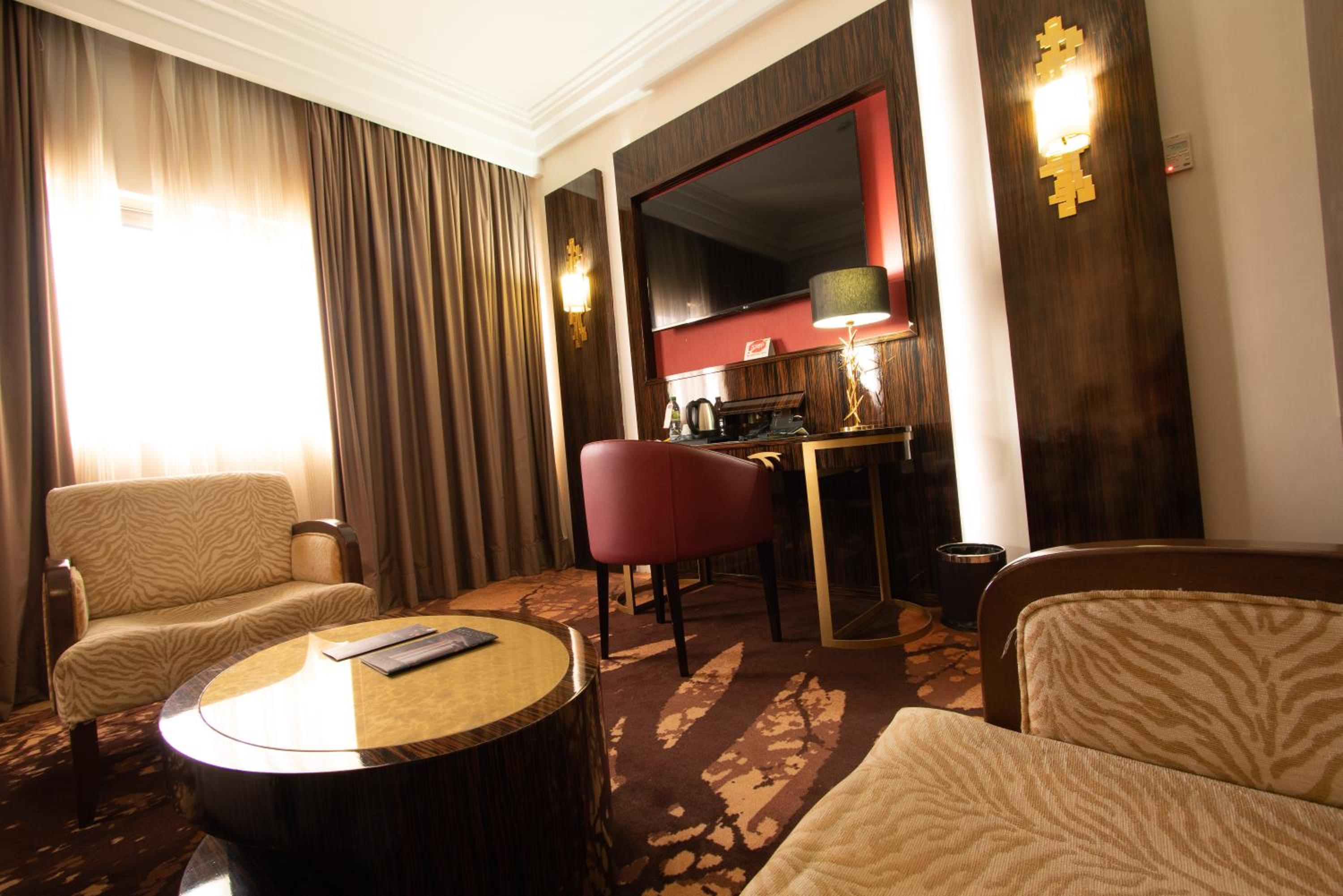 Suite with City View