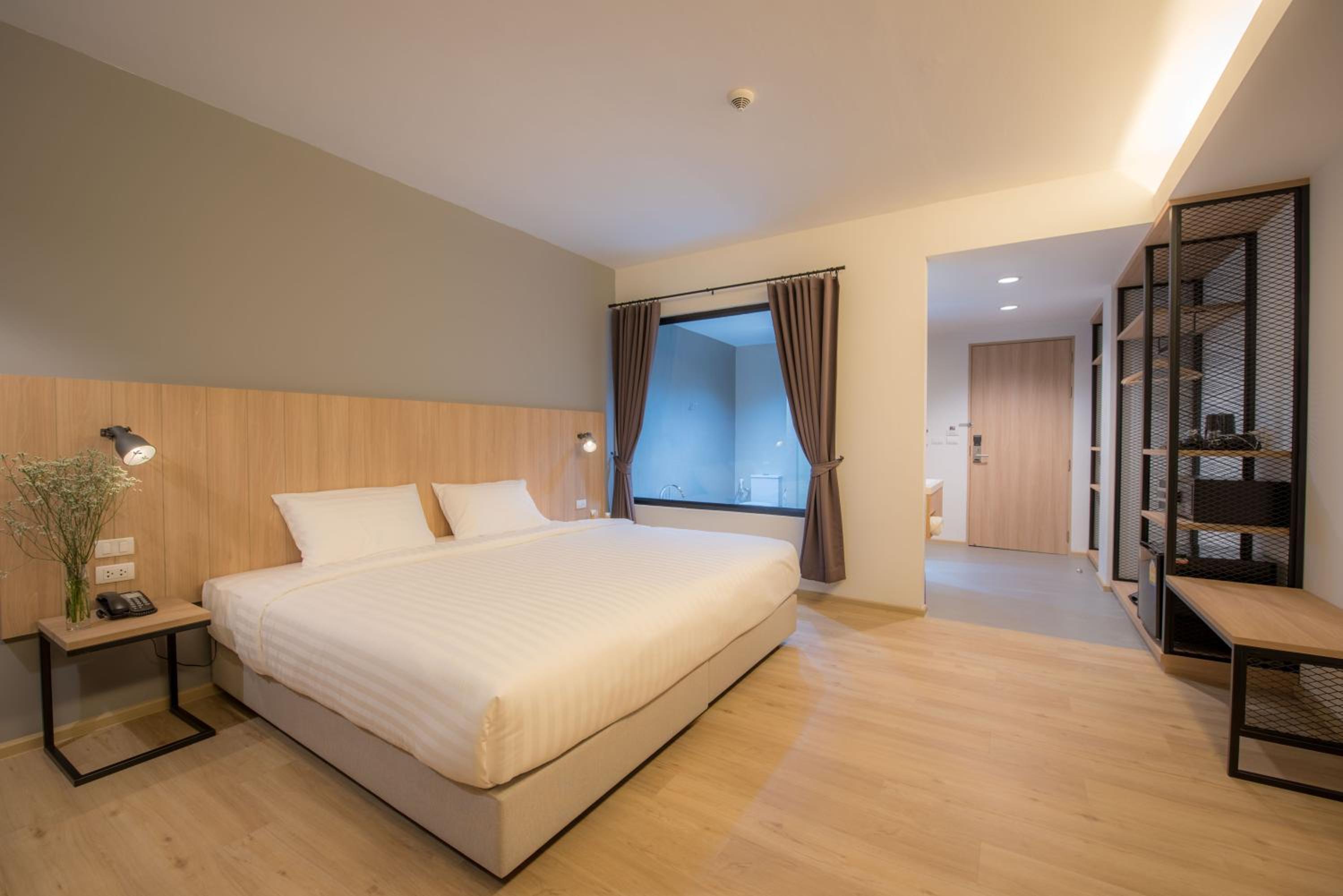 Suite with Pool View