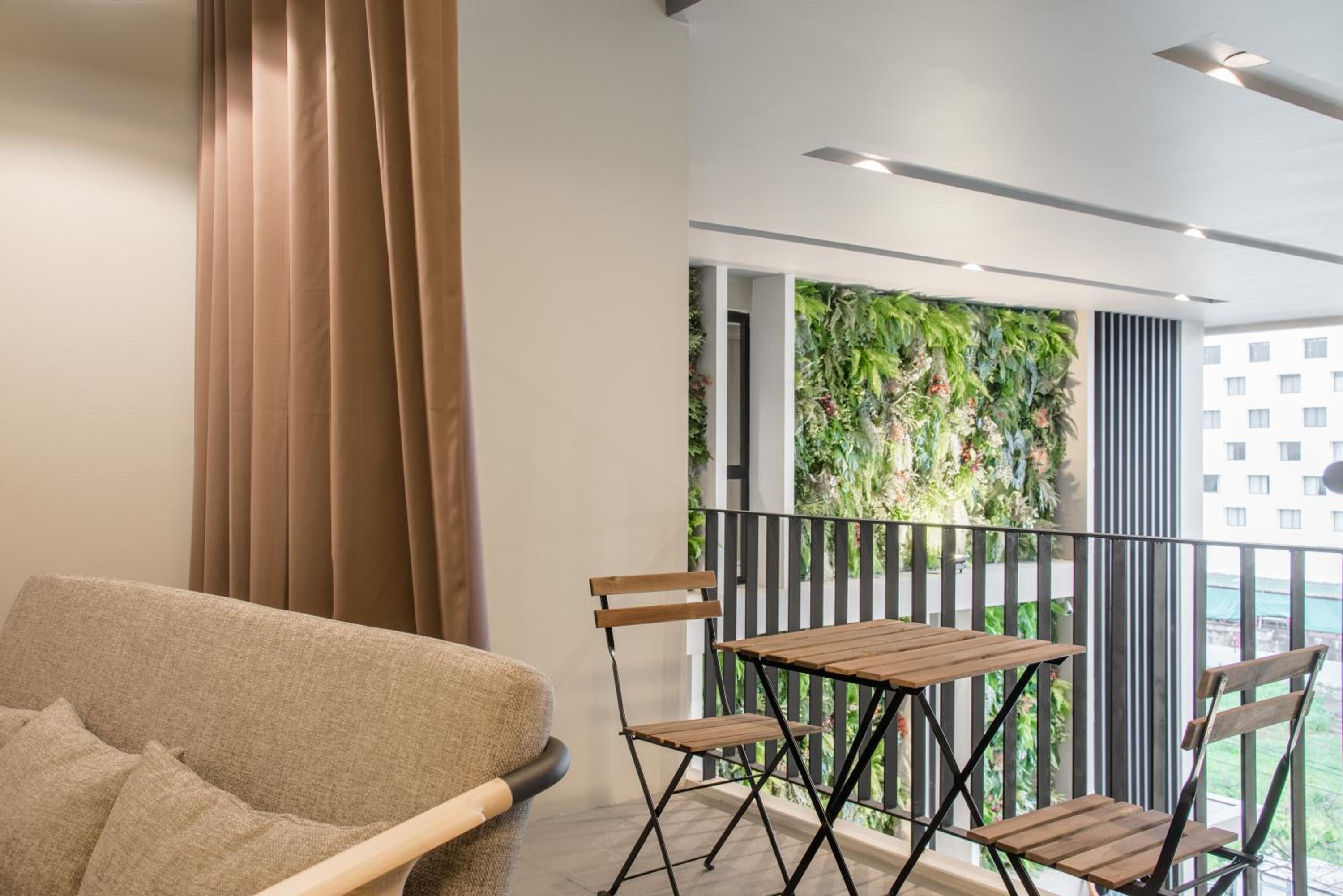 Suite with Pool View