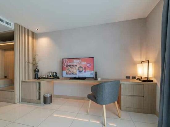 Zen Grand Deluxe Twin Room