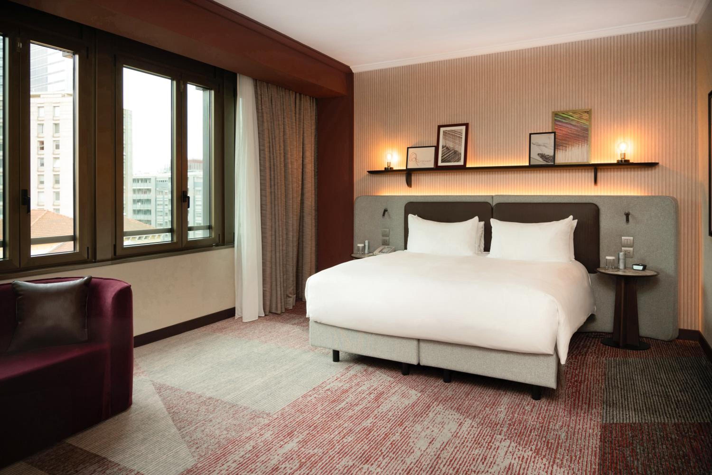 Executive Deluxe King Room