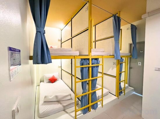 Bed In 6 Beds Mix Dormitory