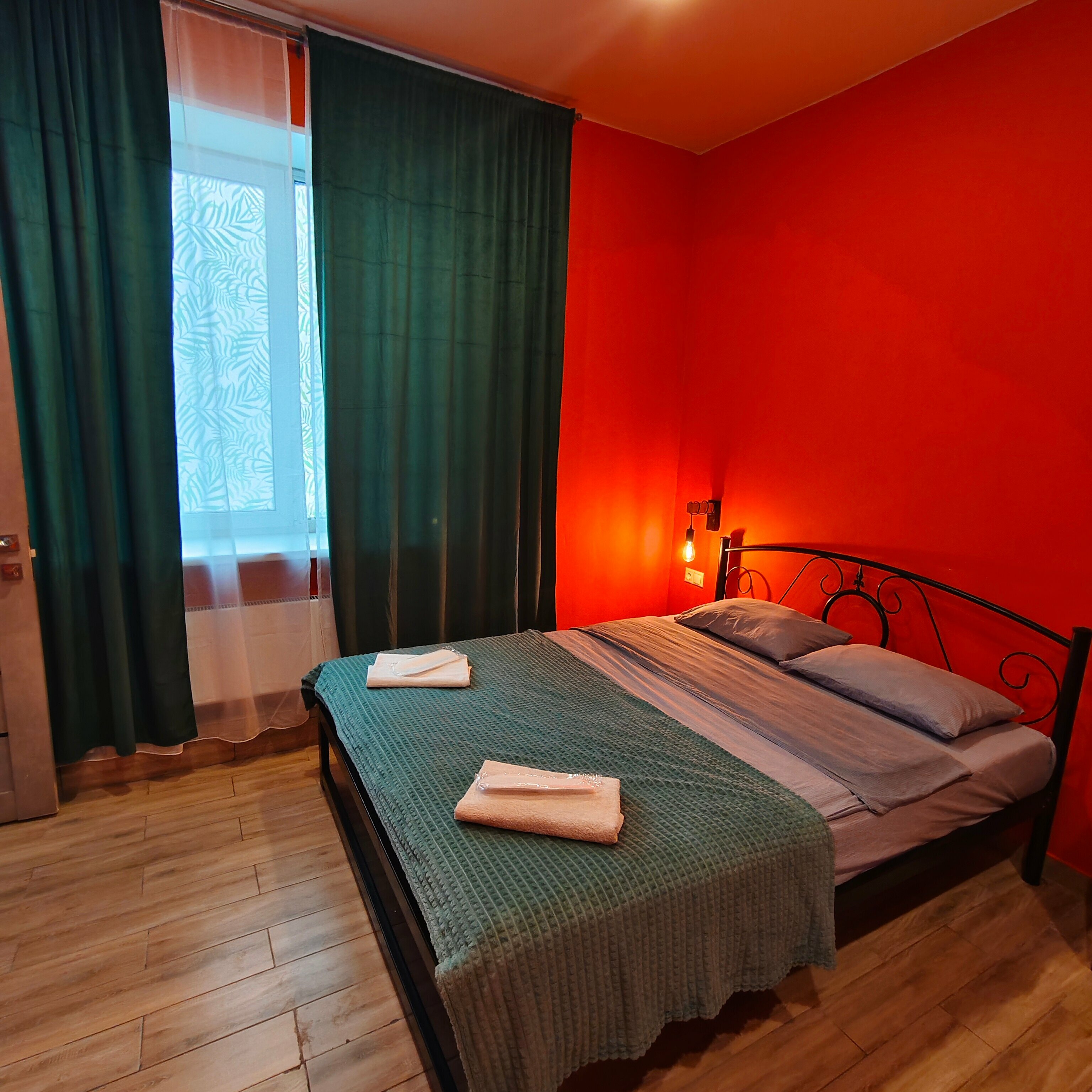 Большой двухместный номер с 1 кроватью