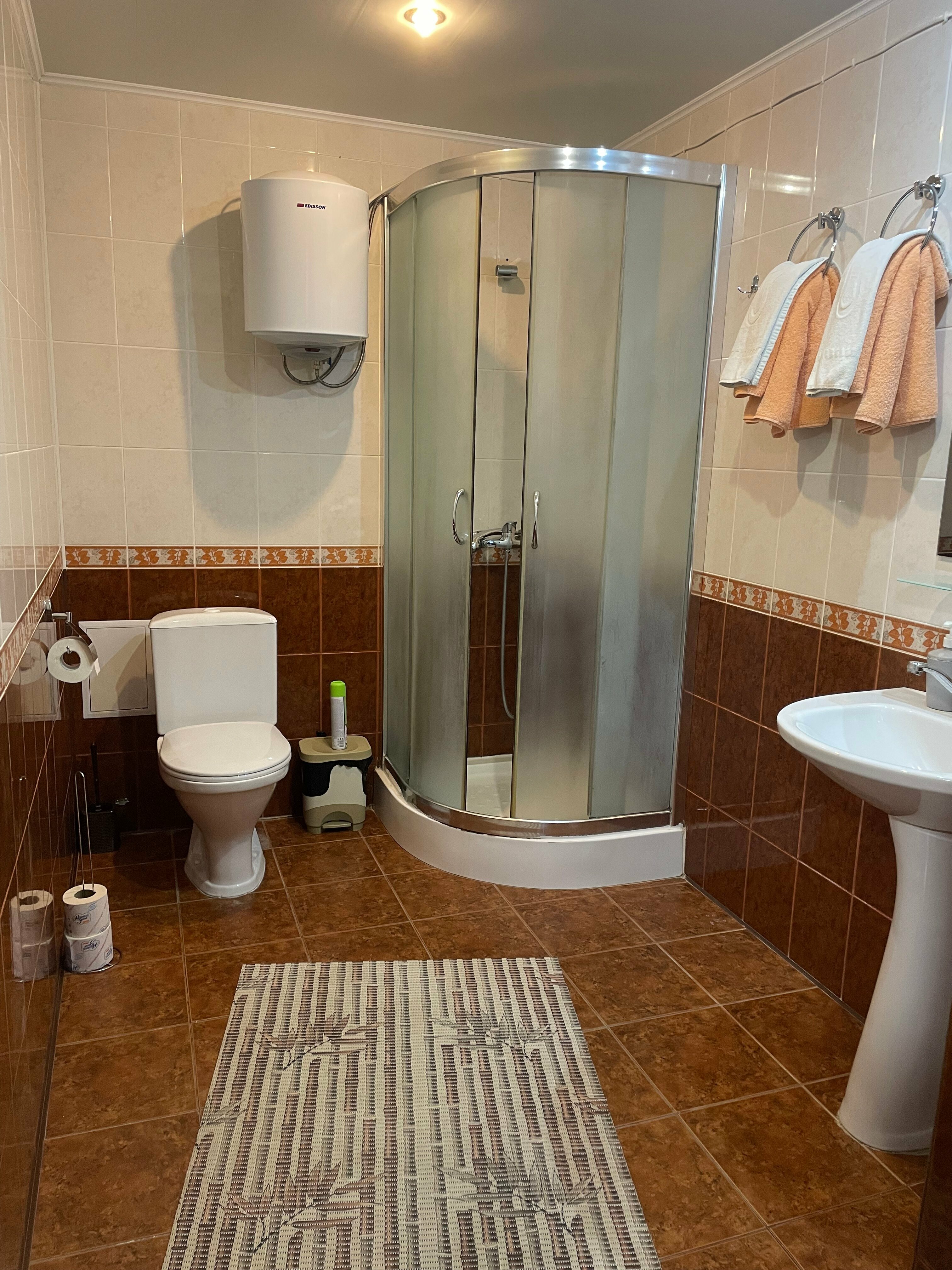 Улучшенный двухместный номер с 2 отдельными кроватями