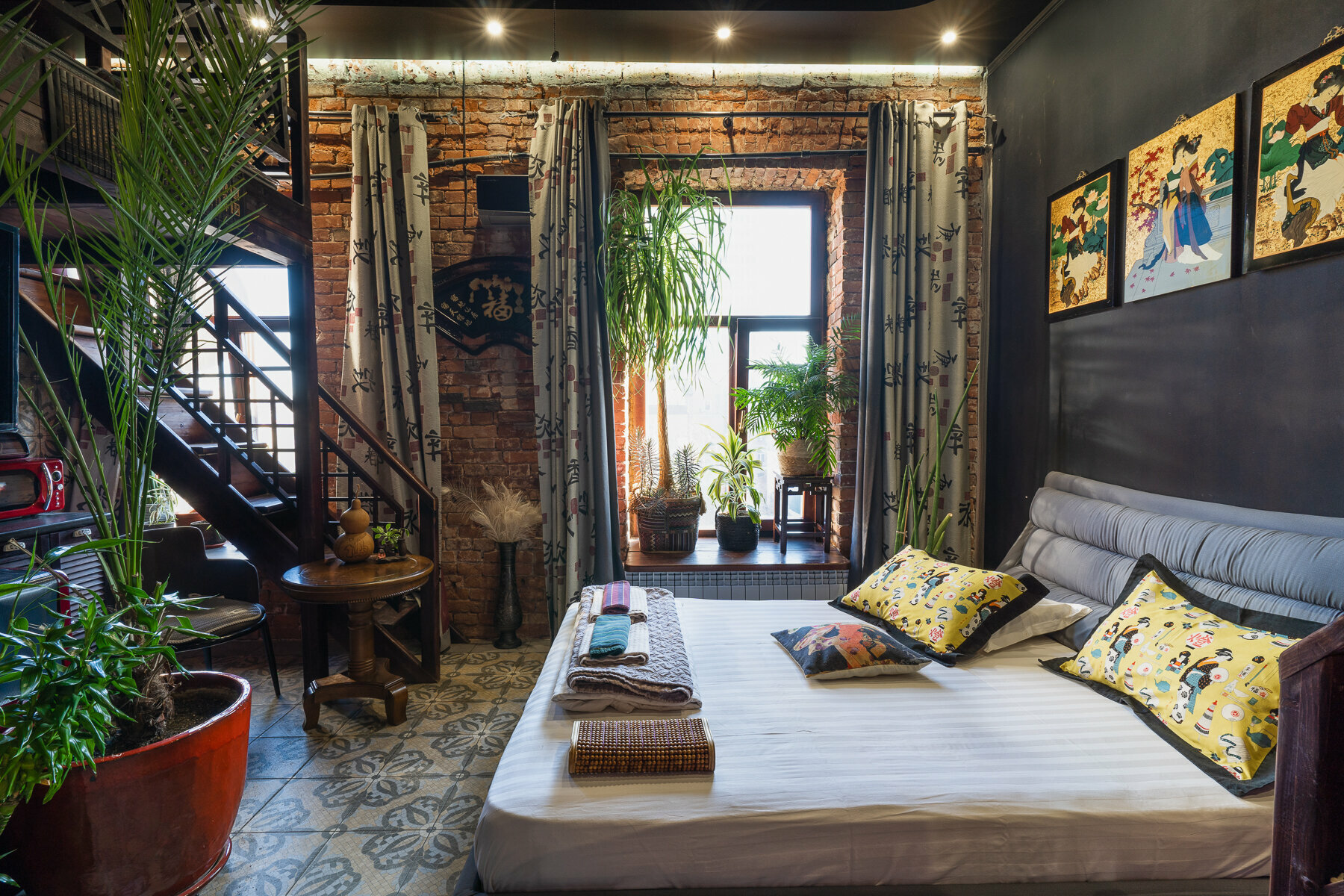 Двухуровневый четырехместный номер