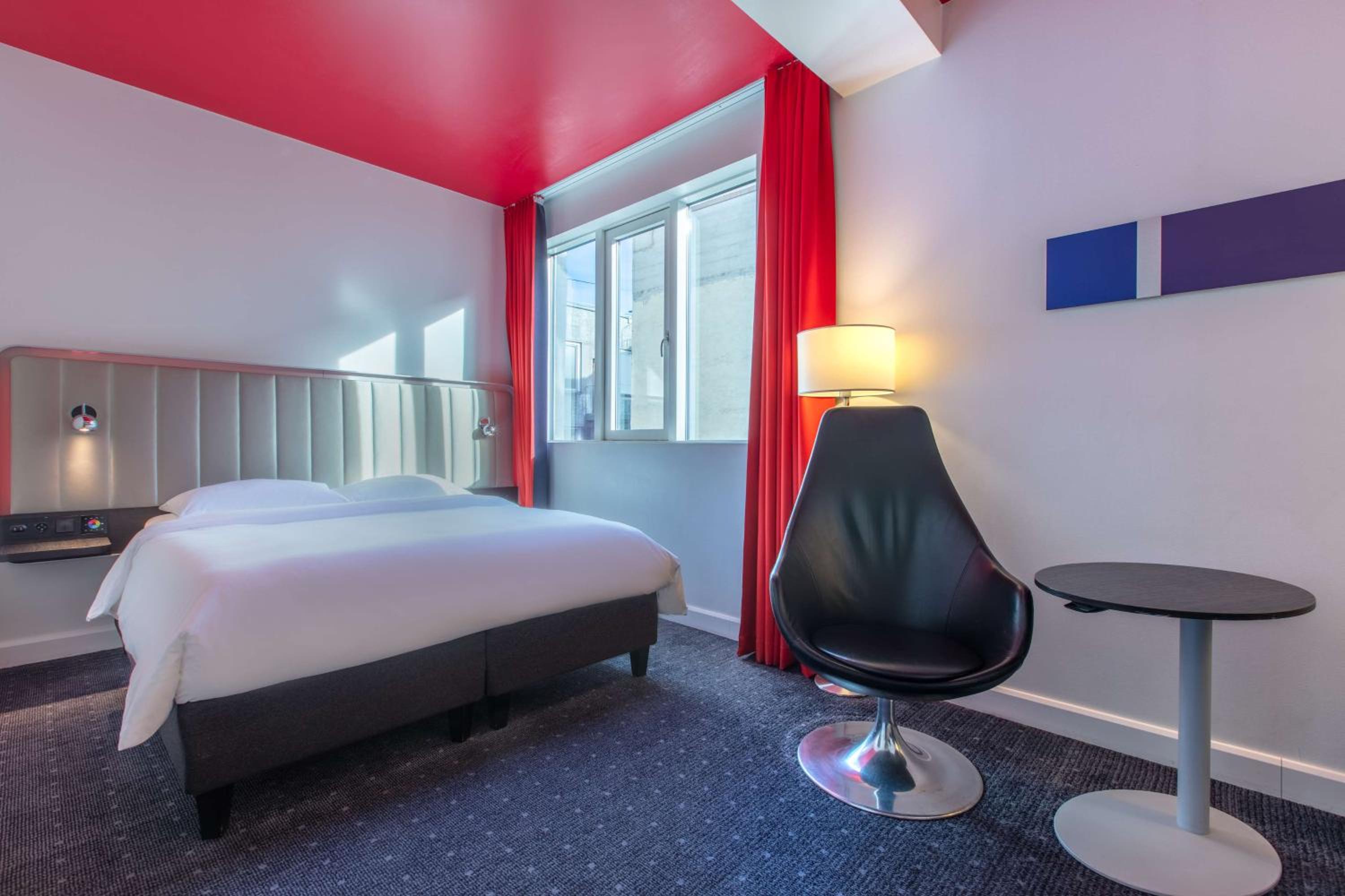 Net Zero Standard Room