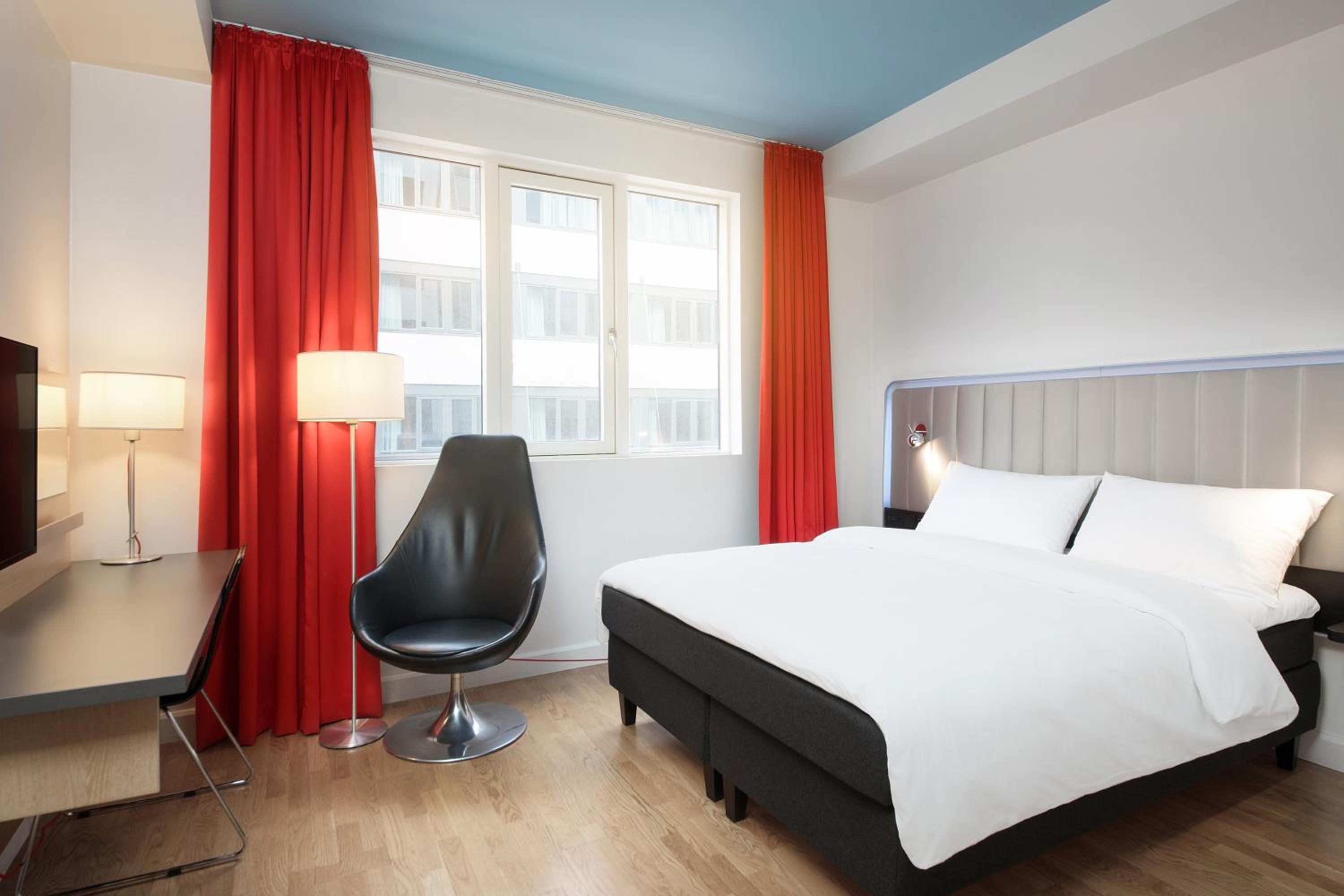 Net Zero Standard Room