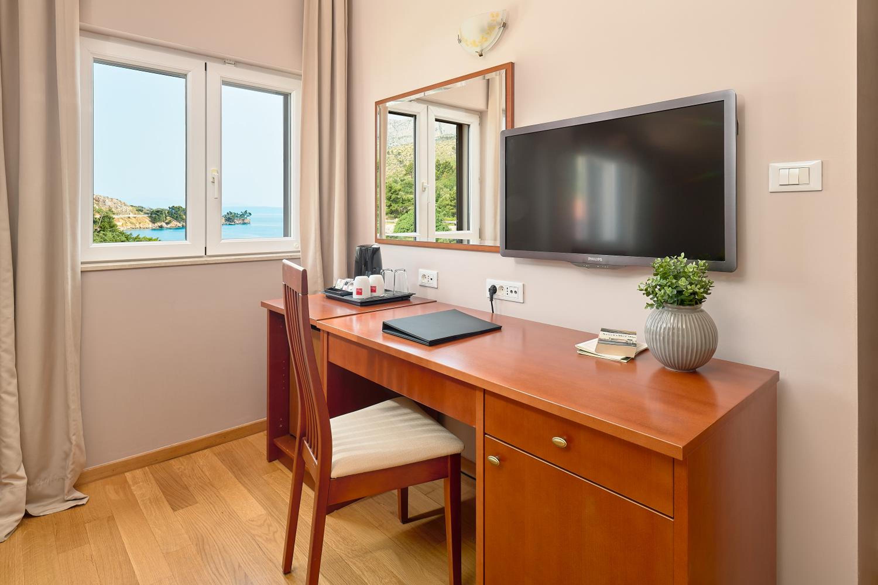 Triple Room with Partial Sea View - Attic