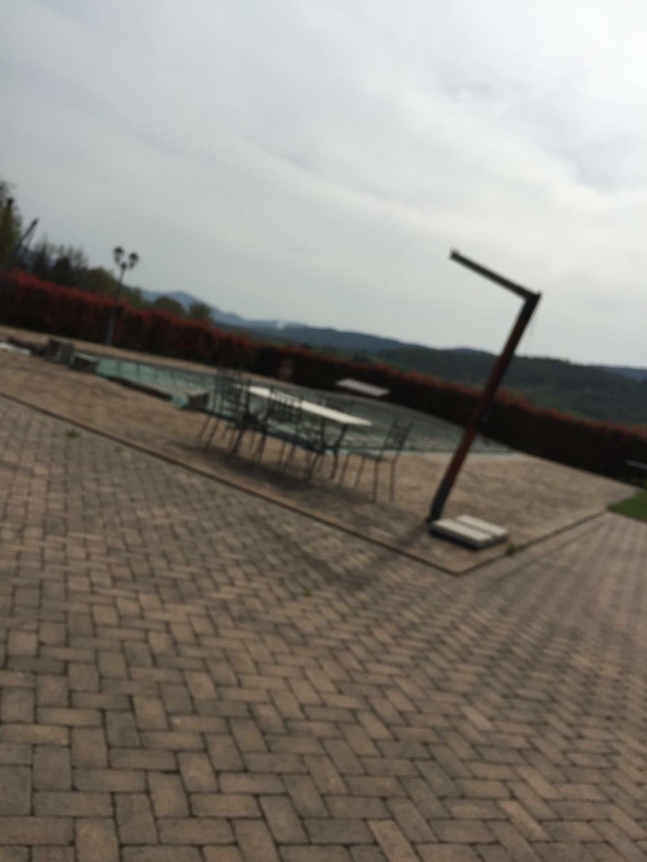 One-Bedroom Apartment (2 Adults + 2 Children)