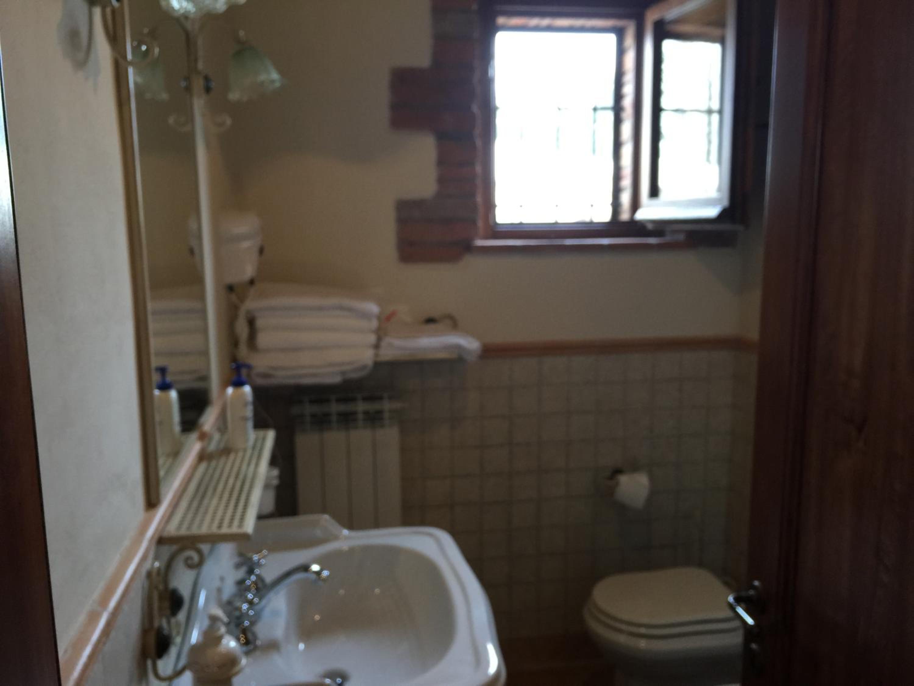 One-Bedroom Apartment (2 Adults + 2 Children)