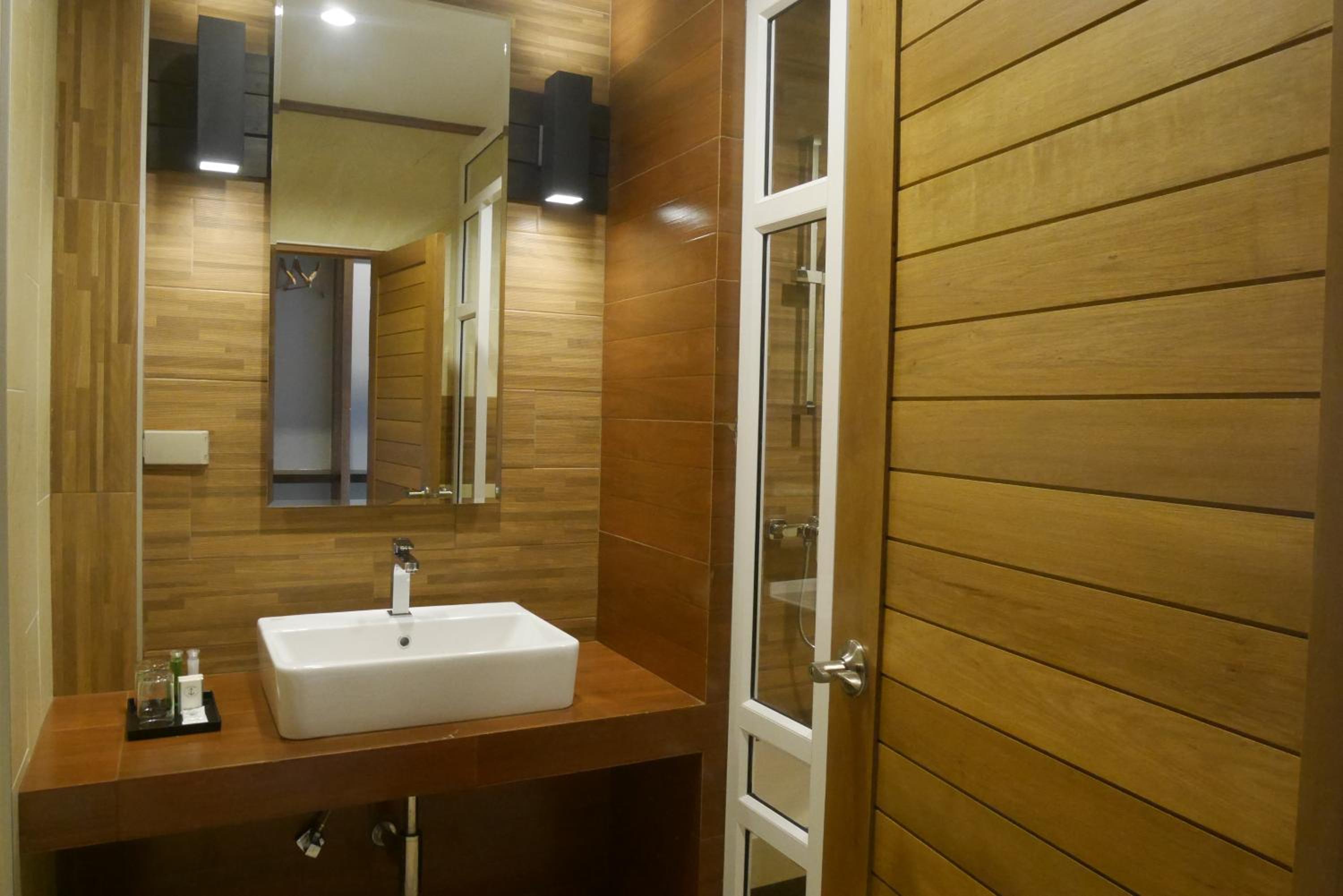 Deluxe Suite With Sea View