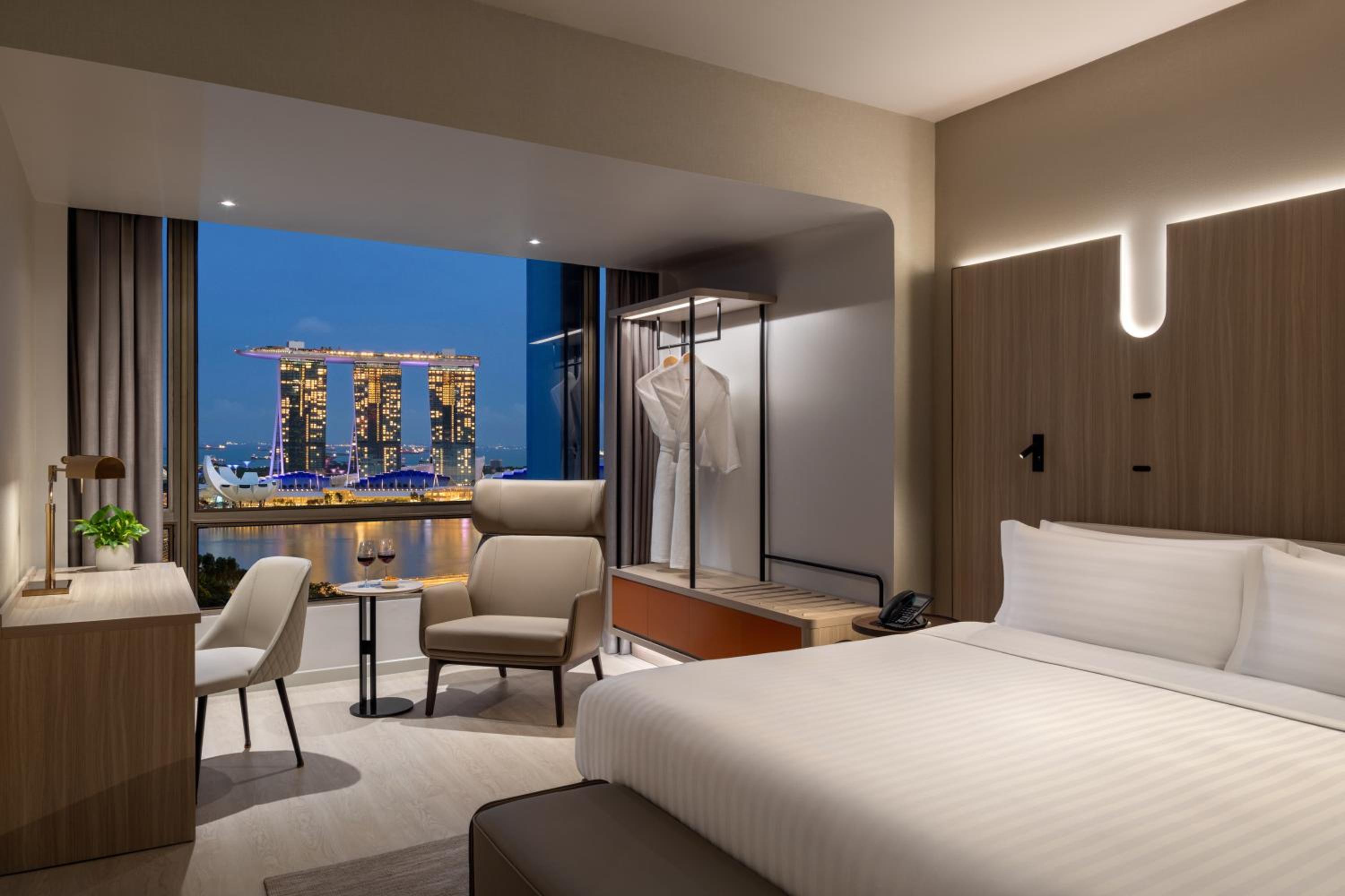 Executive Deluxe Suite