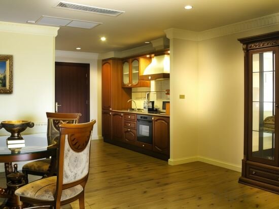 One Bedroom king Suite