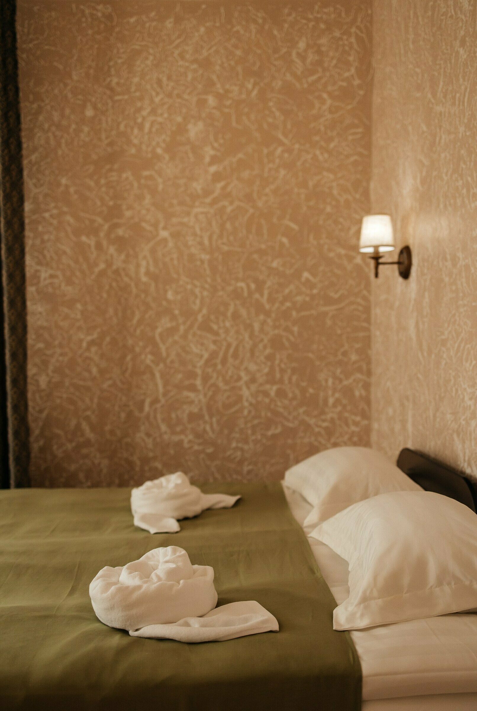 Cемейный номер с собственной ванной комнатой