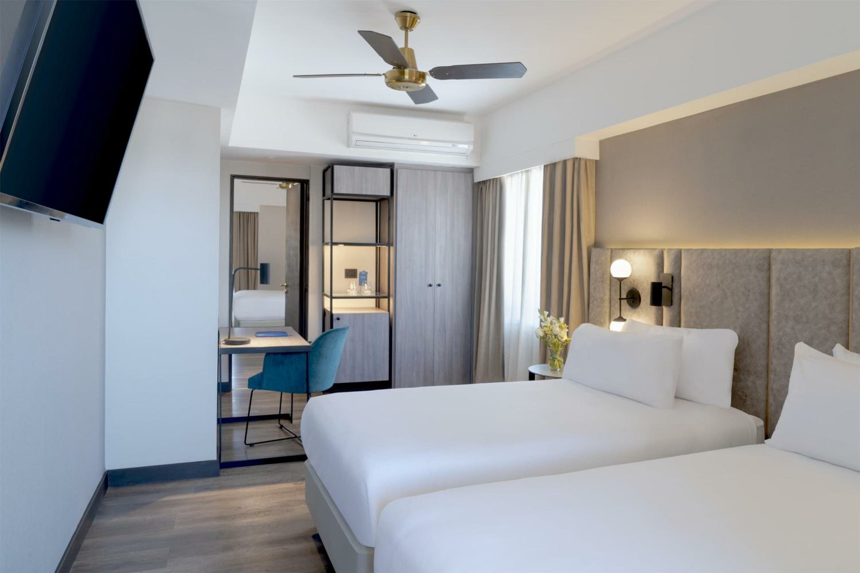 Family triple room