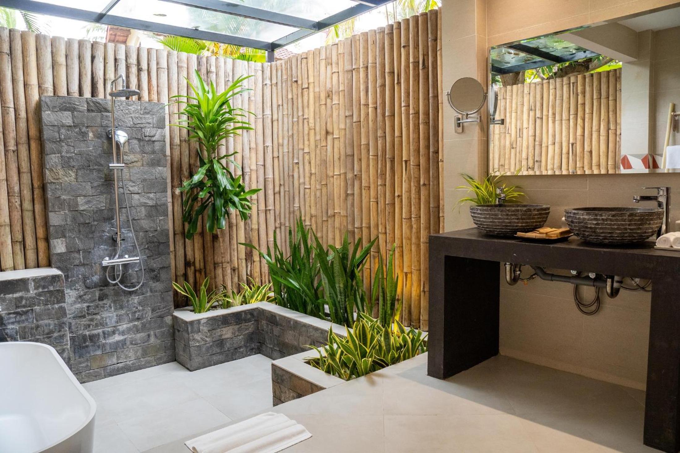 Seaview Bungalow with Two Single Beds