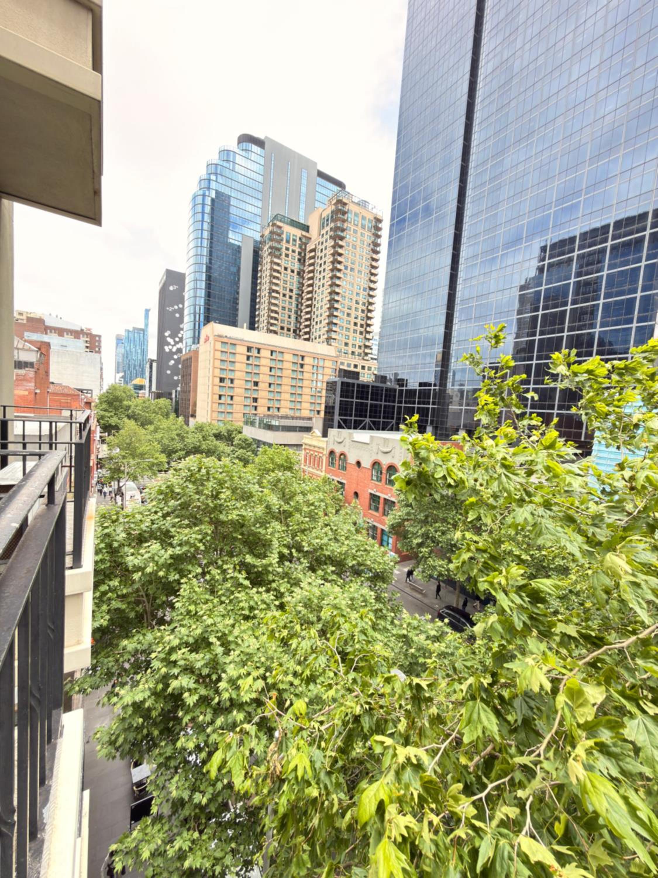 Superior Premier King Apartment - Non-Smoking