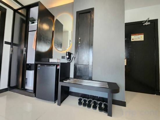 Seaview Suite-One Bedroom With Mini Bar