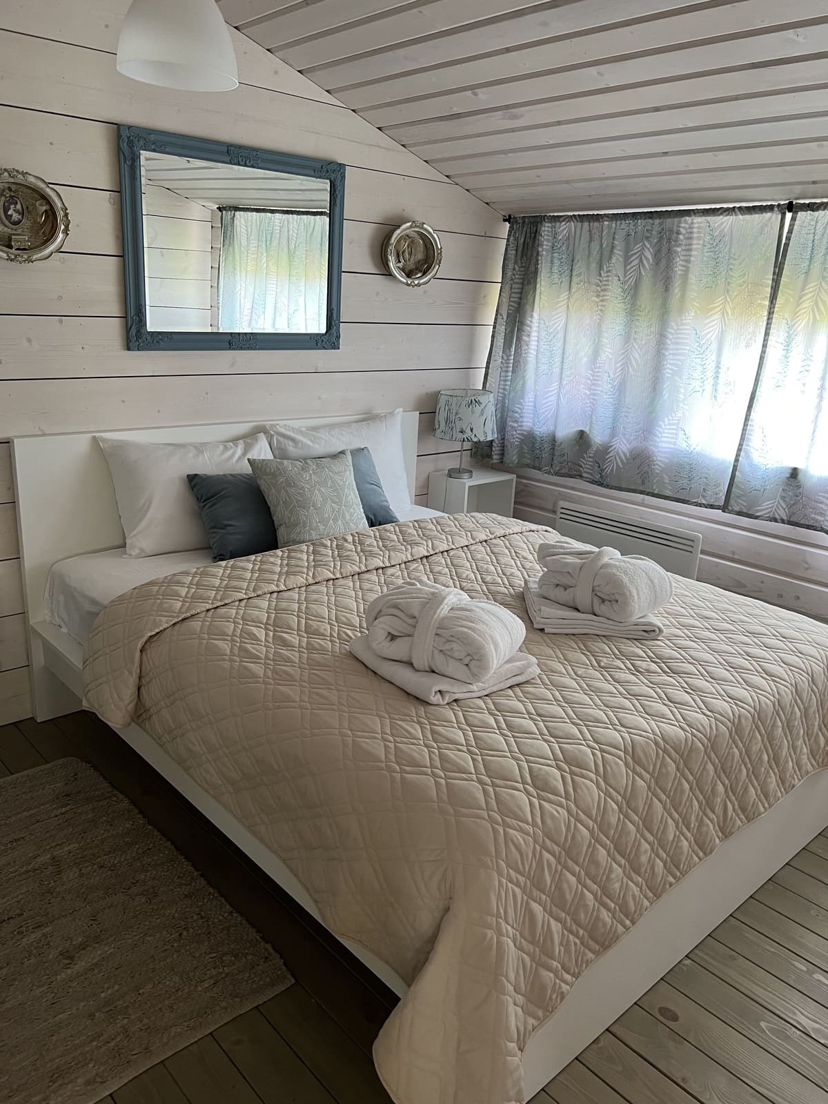 Коттедж с видом на лес