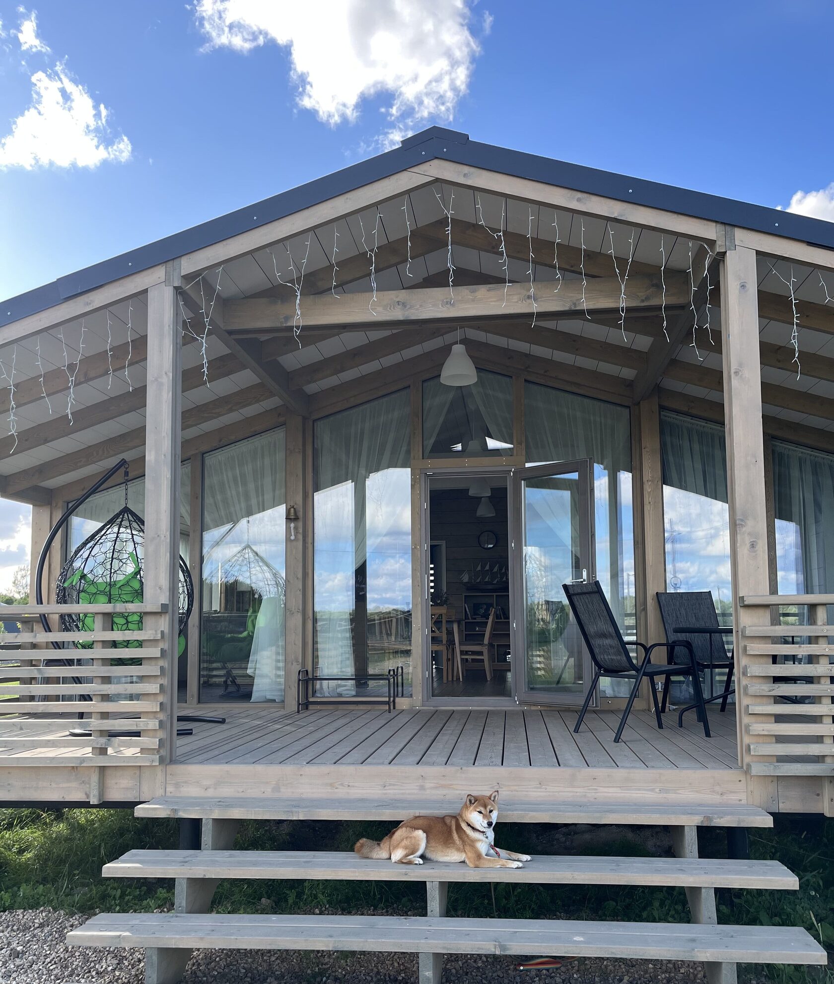 Коттедж с видом на лес