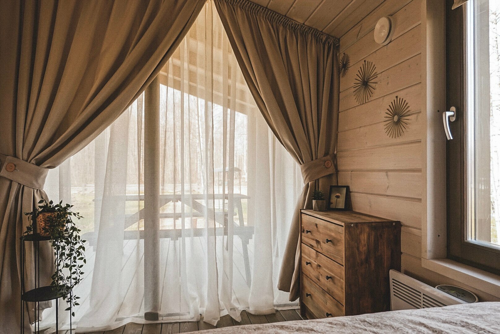 Коттедж с видом на лес