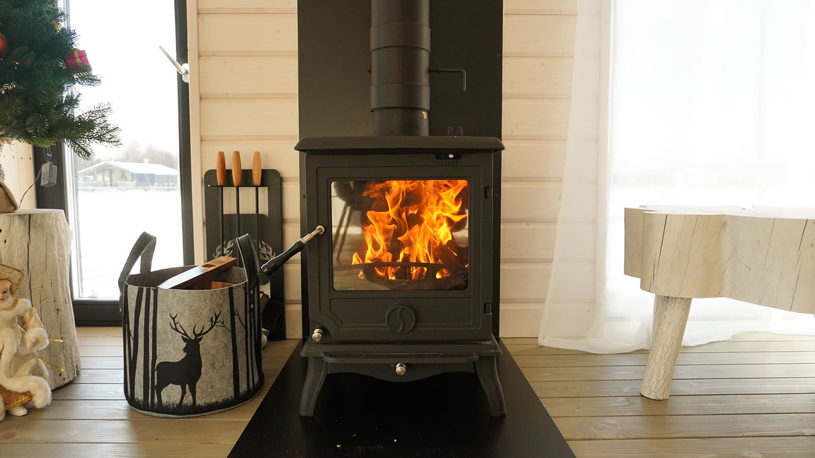 Коттедж с видом на лес