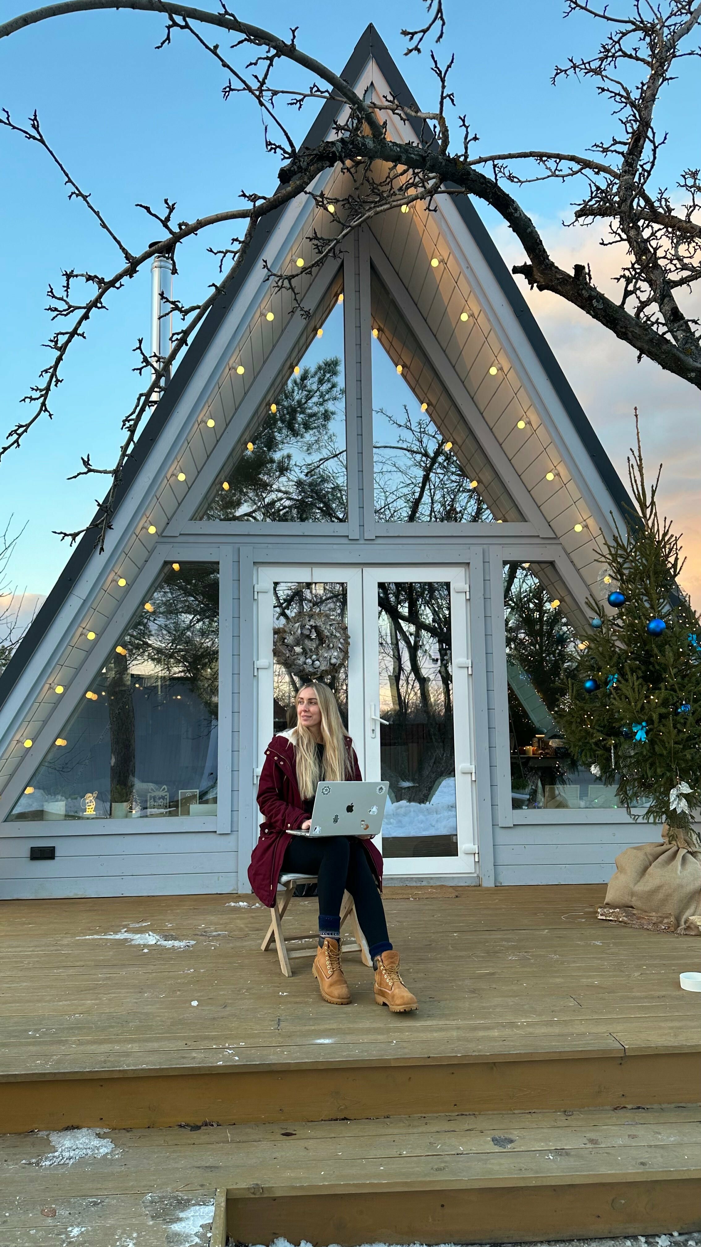 Коттедж с собственным бассейном