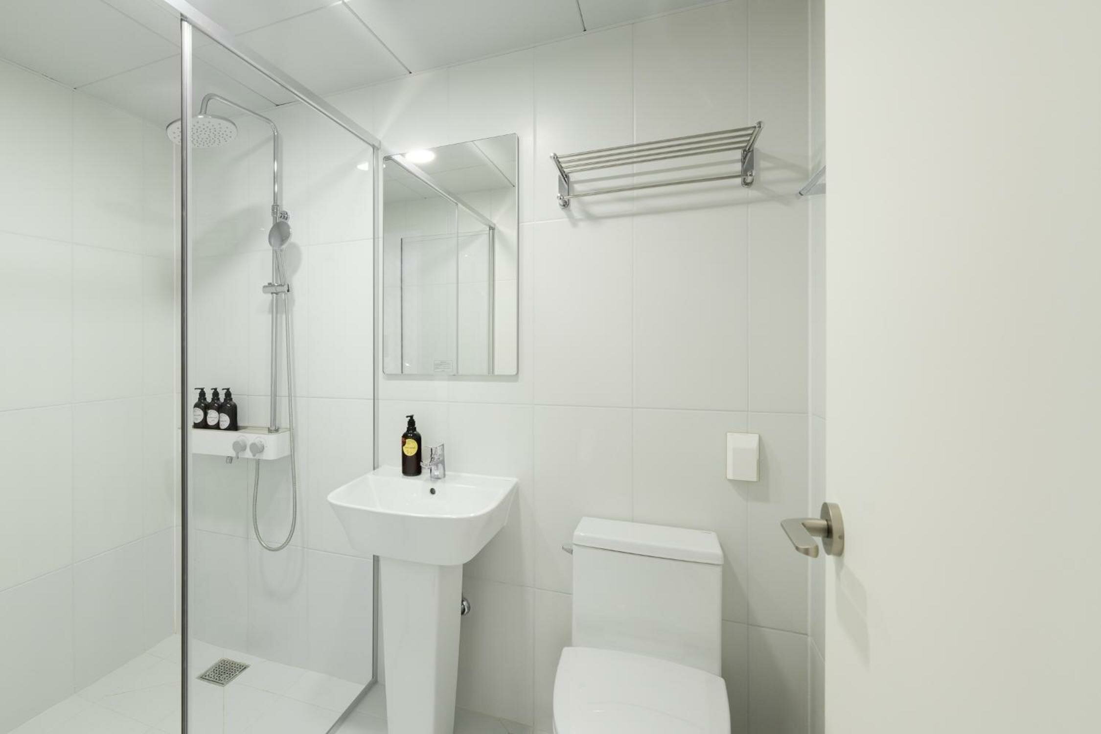 Twin Room with City View